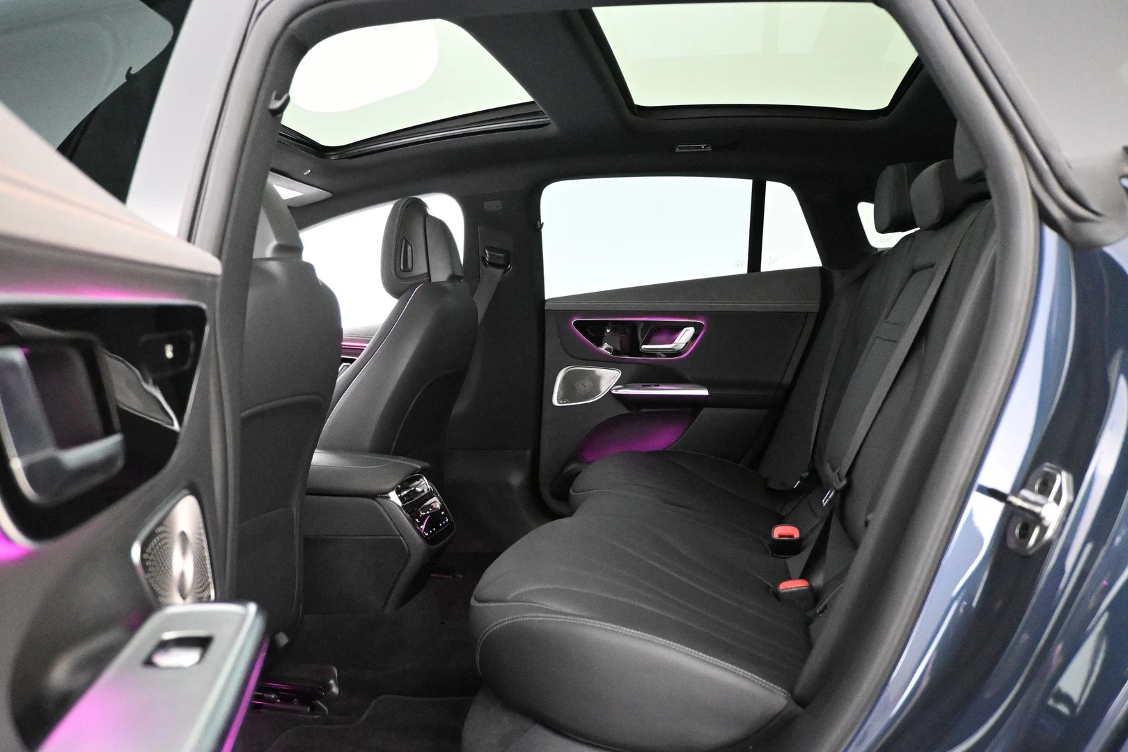 Car Image - 2n6ew5eEnnoxArxv4PQDbz
