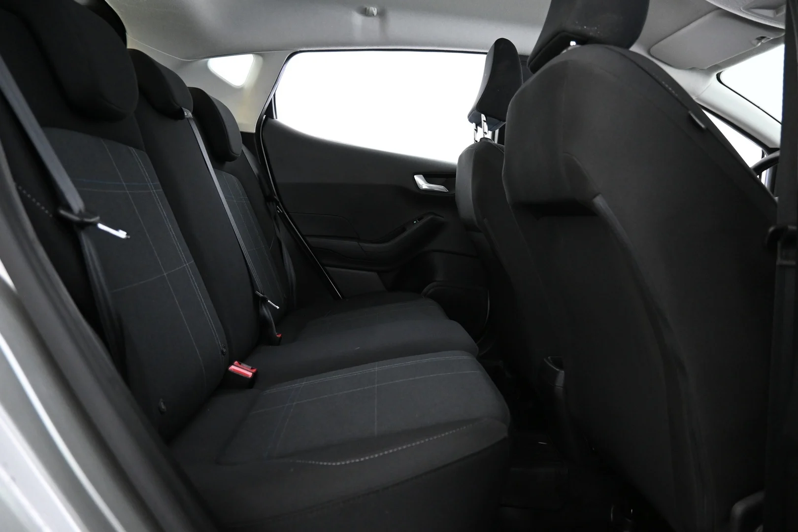 Car Image - 2voe1FOqxgmhg4oOwu6s5B