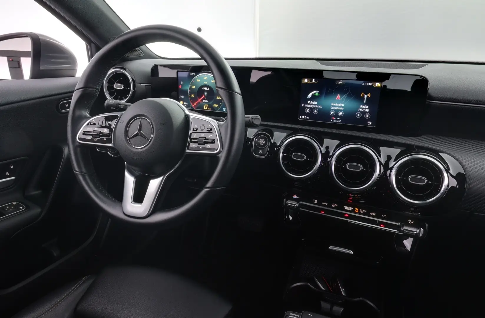Car Image - 1skr2wxxGSQLKnKcP9nPjy