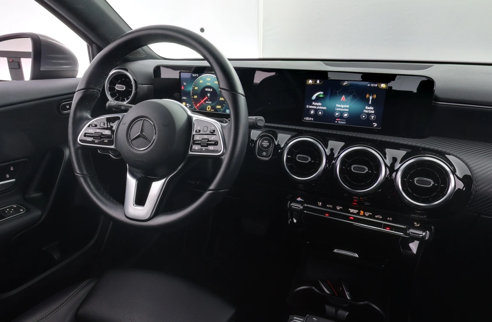 Car Image - 1skr2wxxGSQLKnKcP9nPjy