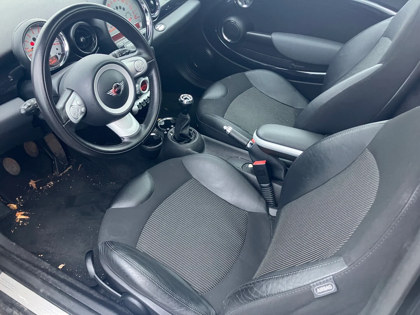 Car Image - 2zPPzE8vvn5NWPPLd5nCYo