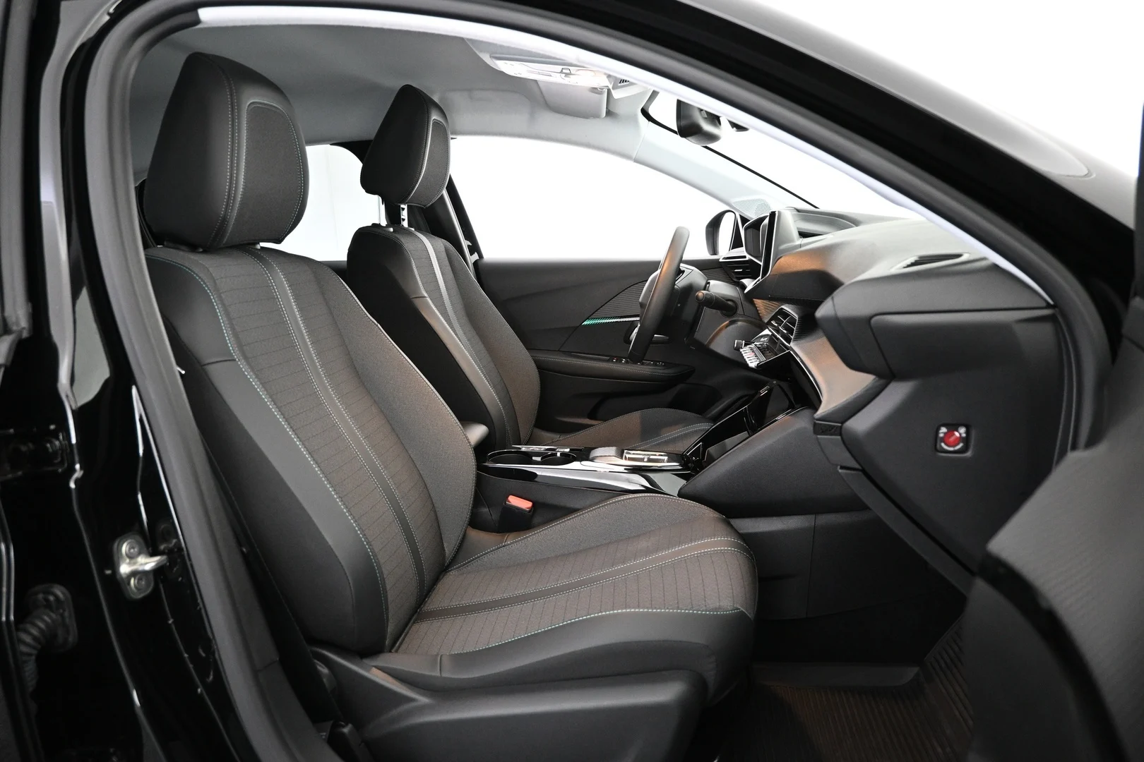 Car Image - 3RoUSdQG9cTf7ORmHJ9vrJ