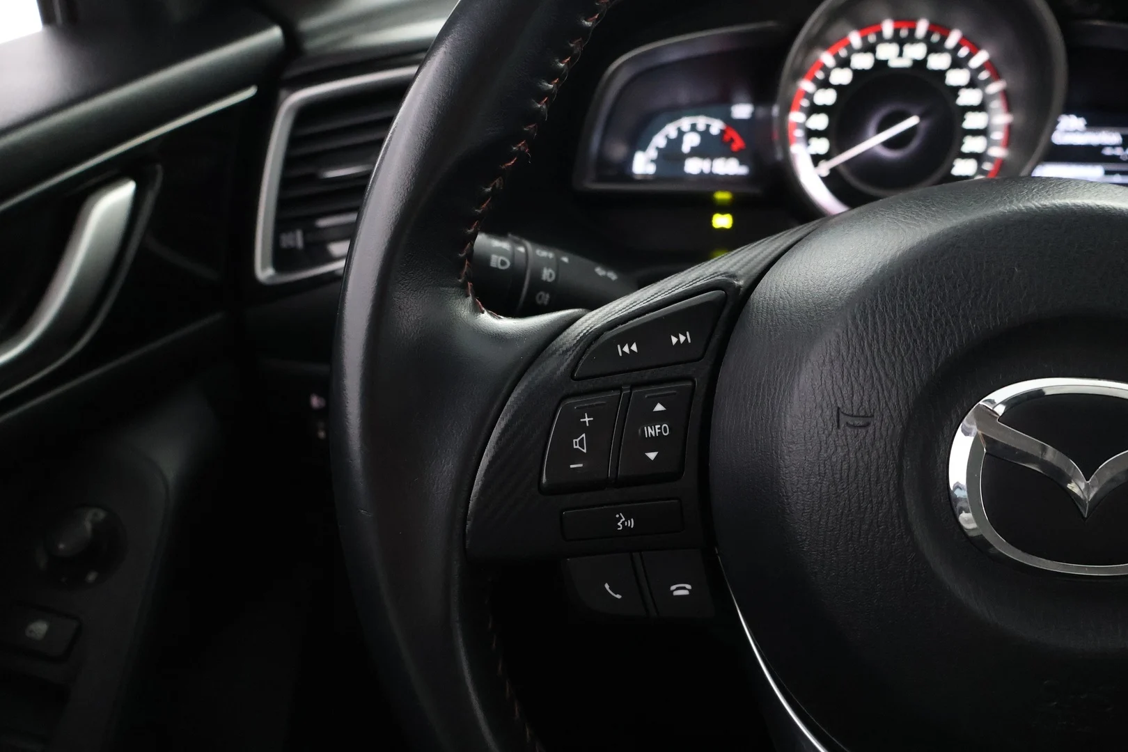 Car Image - 7bhaW4jRa3PLSUbbtlP35r