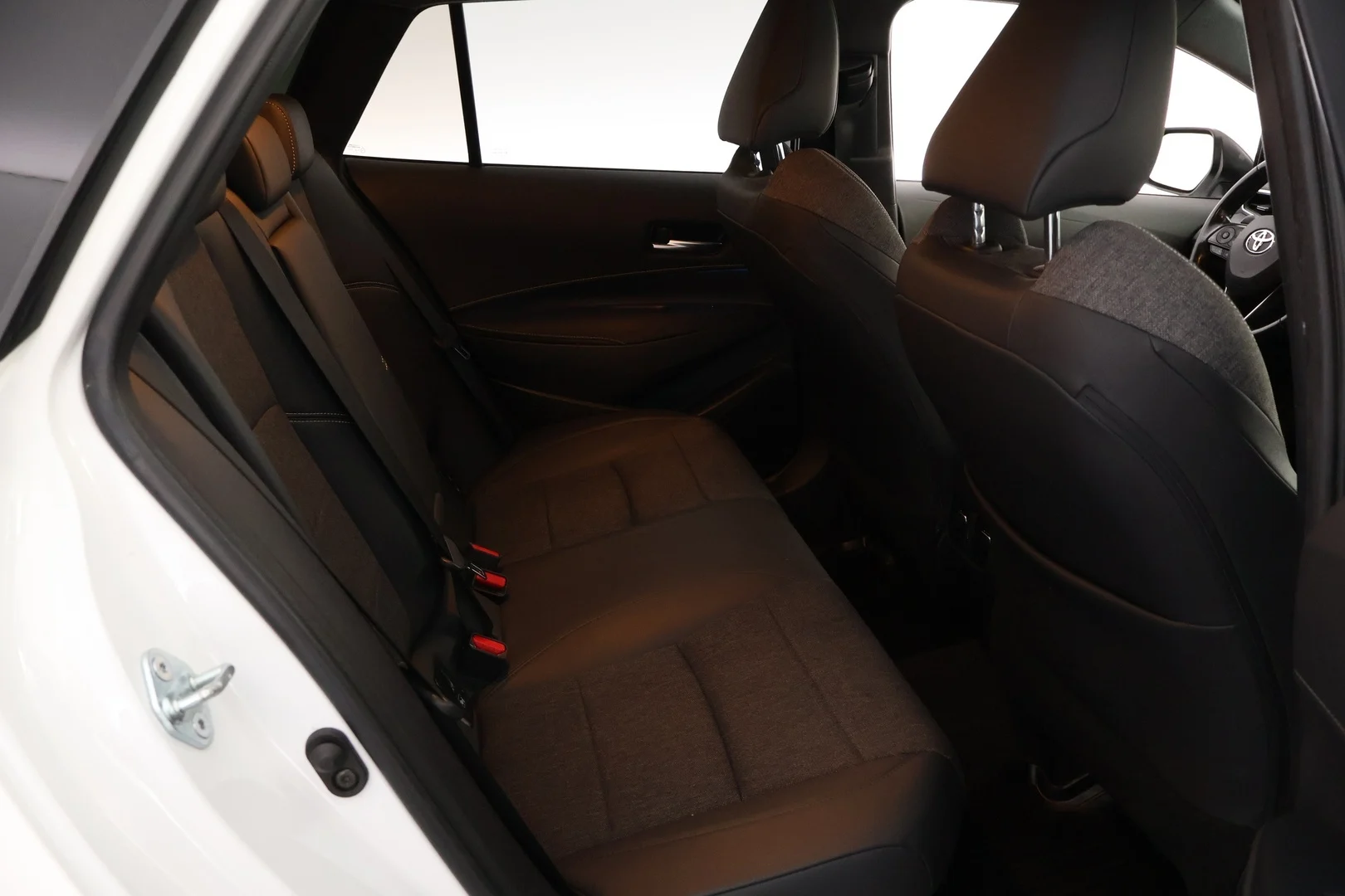 Car Image - 3uLOpmEyoBUhLhJDNiXc6M
