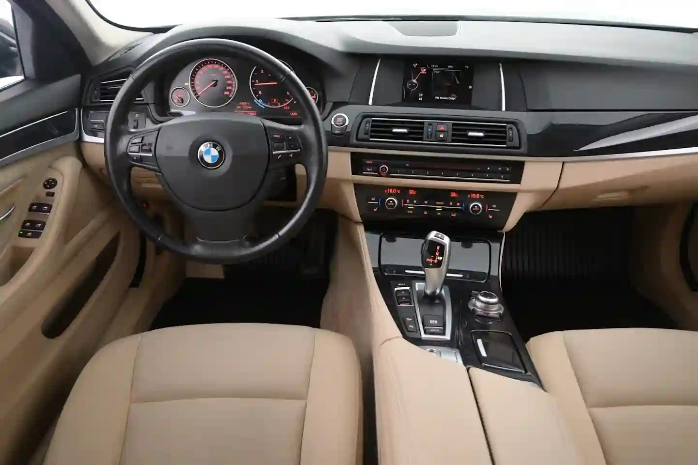 Car Image - 26Mlg1N8qDzmq2AMEK6ig8