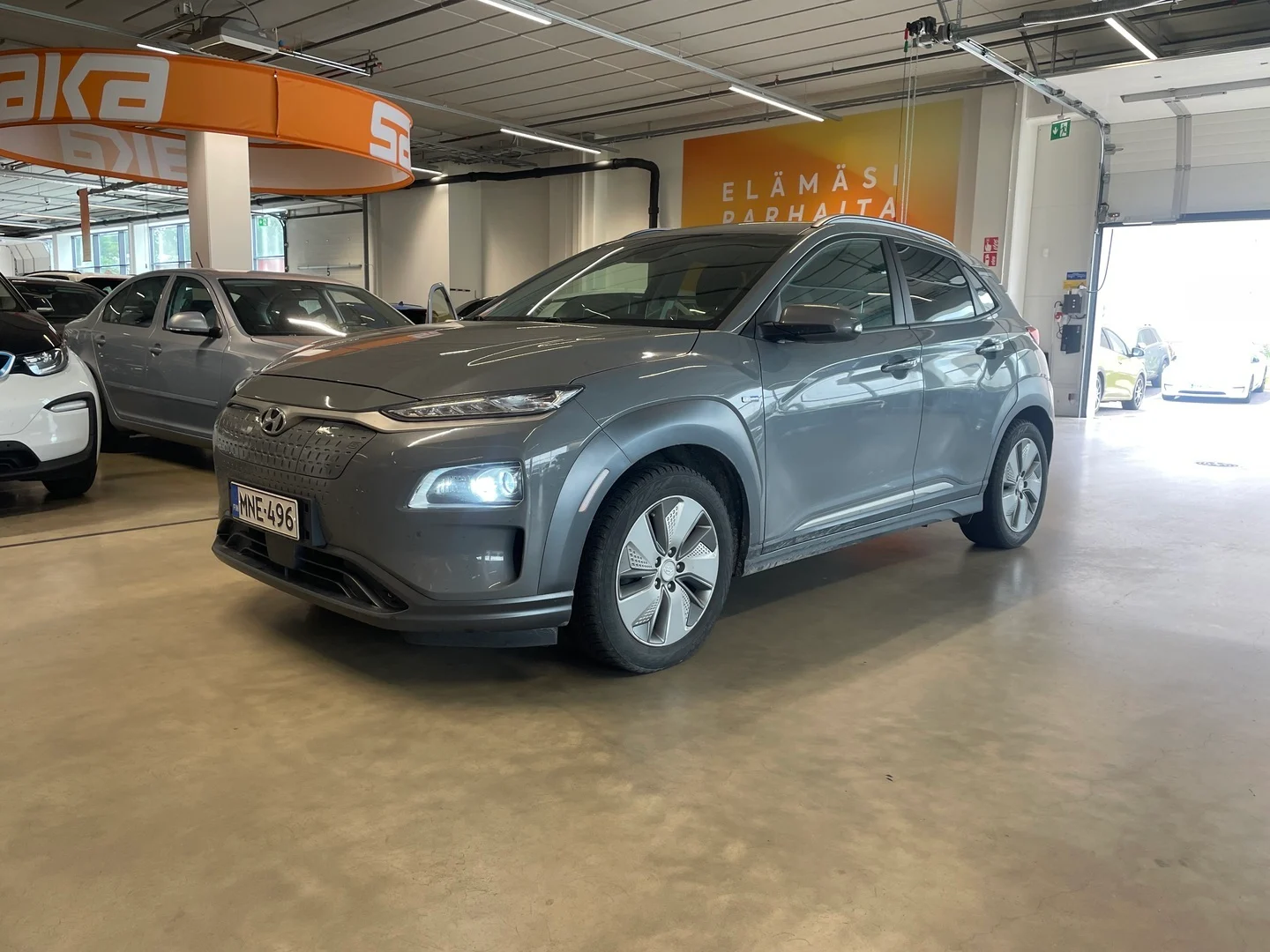 Car Image - 5XJB39tvEsNQRji54wcl16