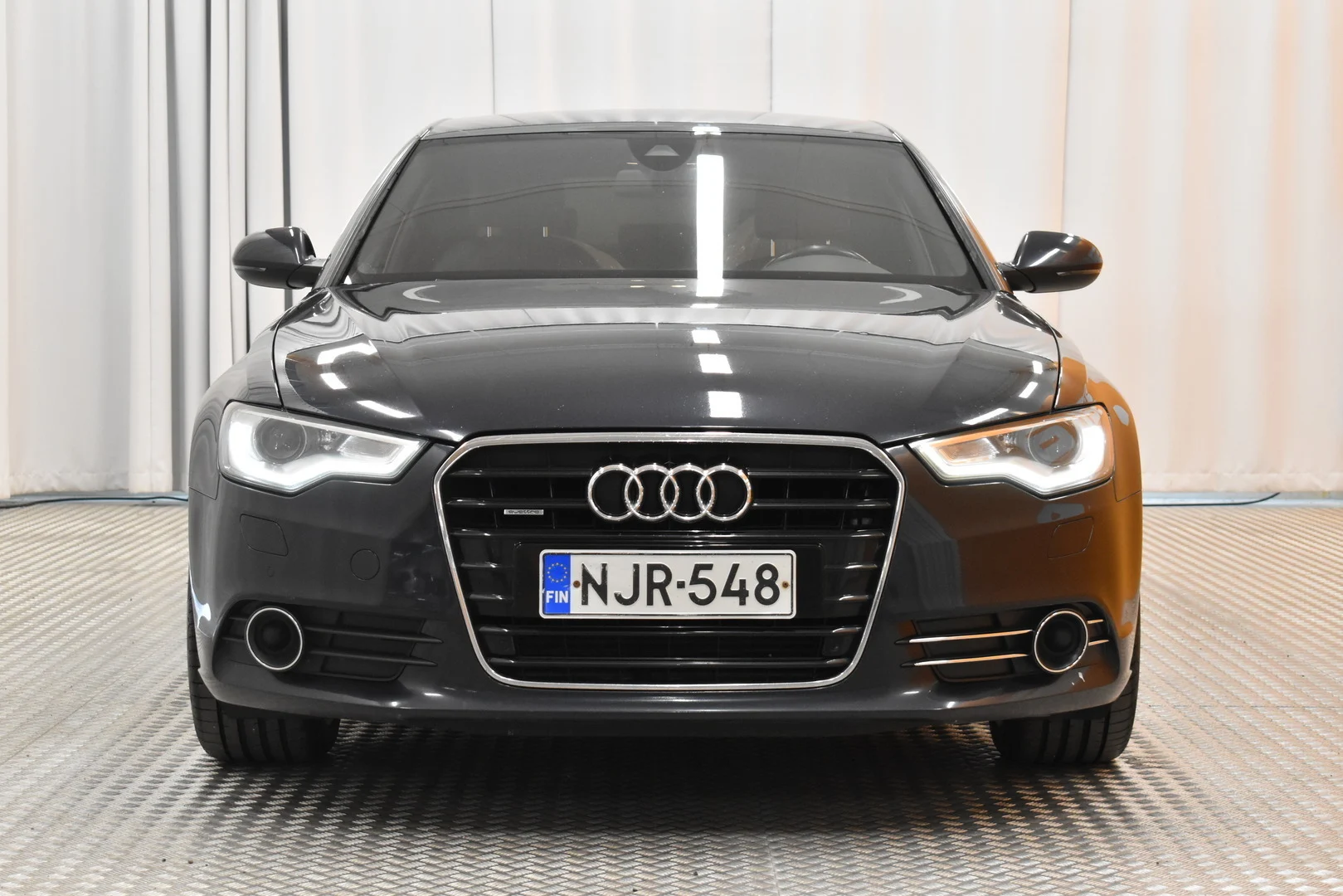 Car Image - qMDwGfU4ximJQ9WXA2FX2