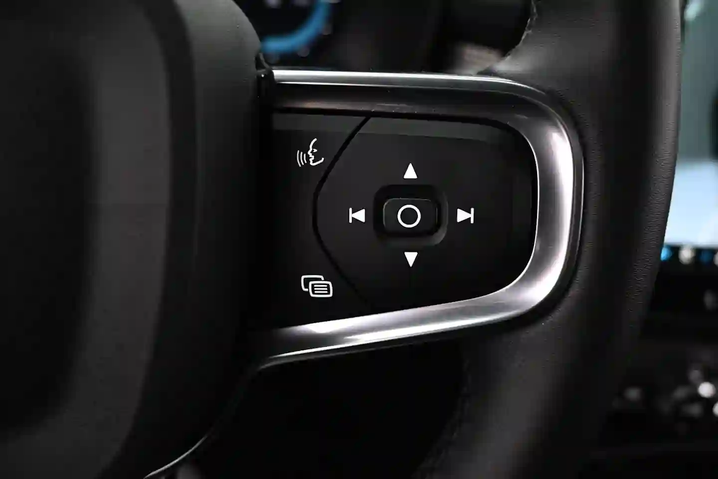 Car Image - TidVy4oa3LPgbTWZt4gmw