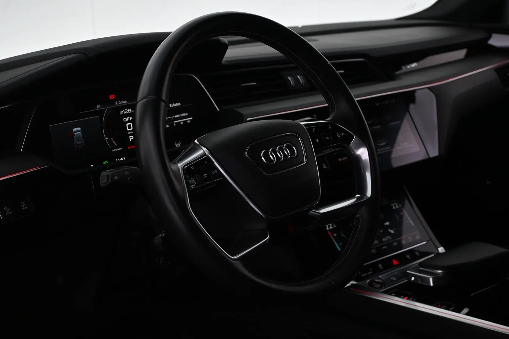 Car Image - tKKS5jwDeA3k77Ww1semz