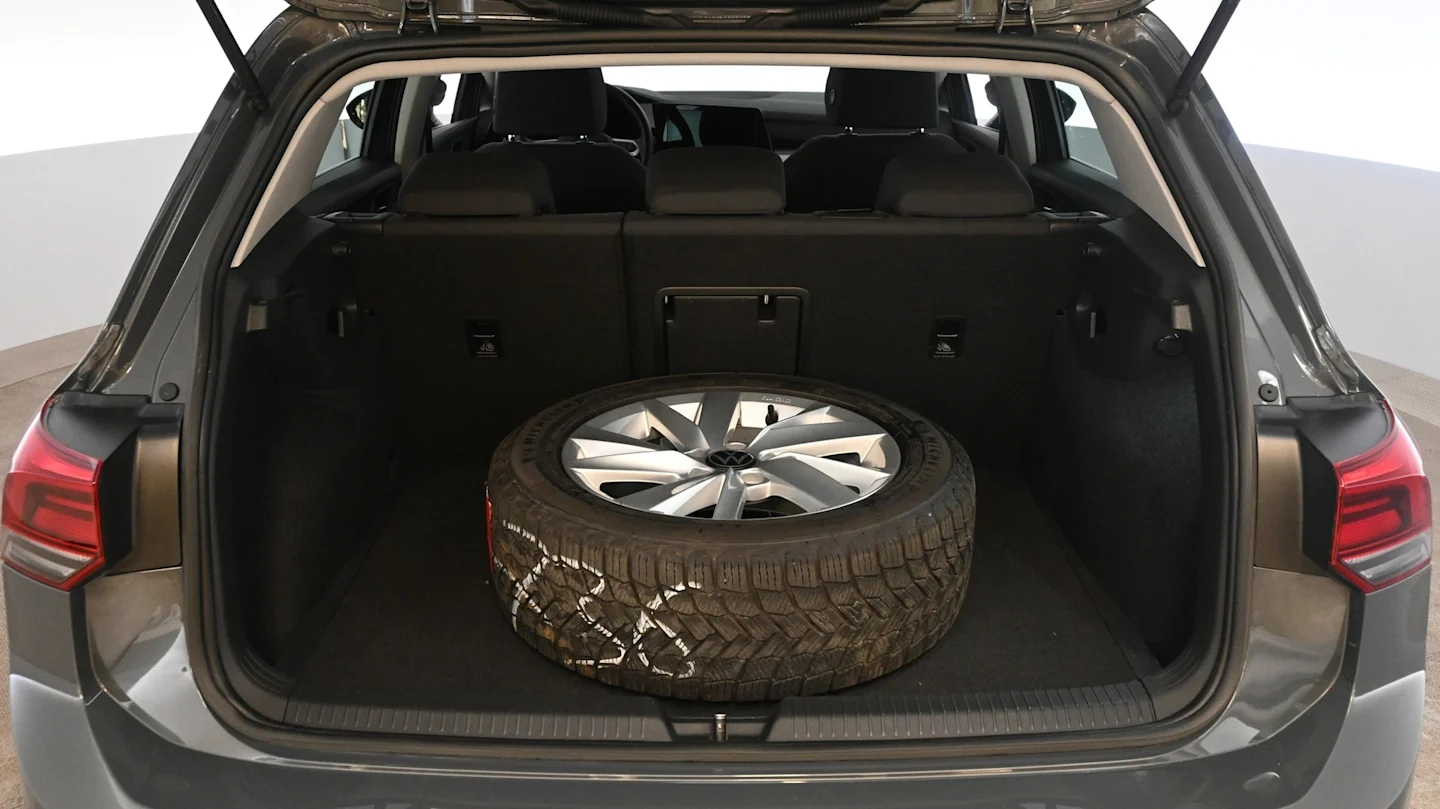 Car Image - 4pxaCgzaOz5MDEwxBAgbwm