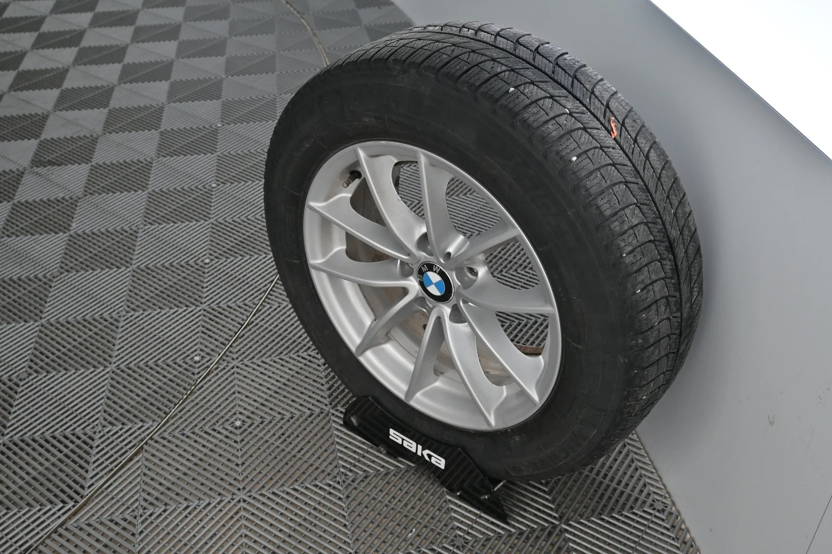 Car Image - 10bAIL8Ms3m7em7NHcRpCt
