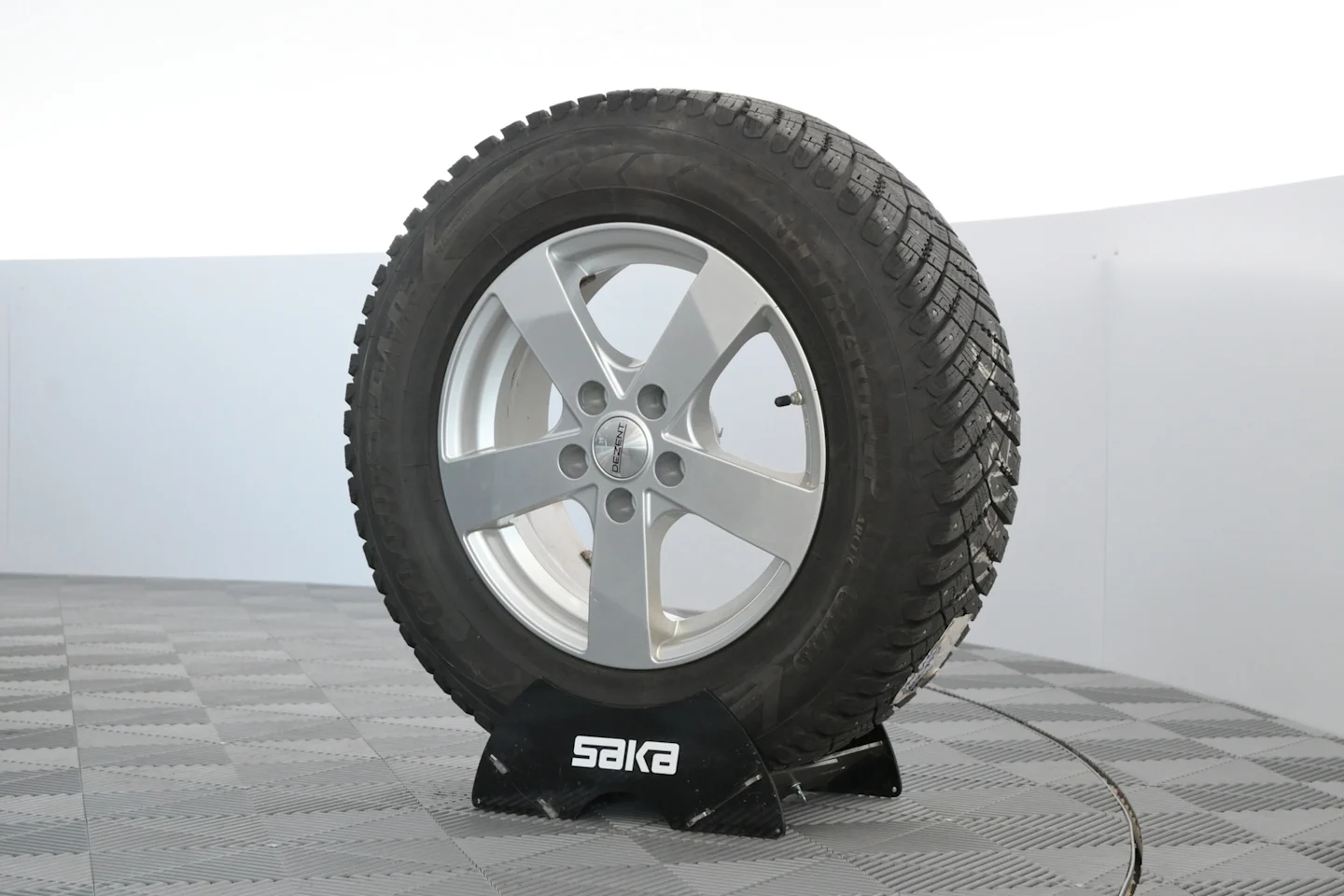 Car Image - 21VdwglFToKNPyHQFH2rWA