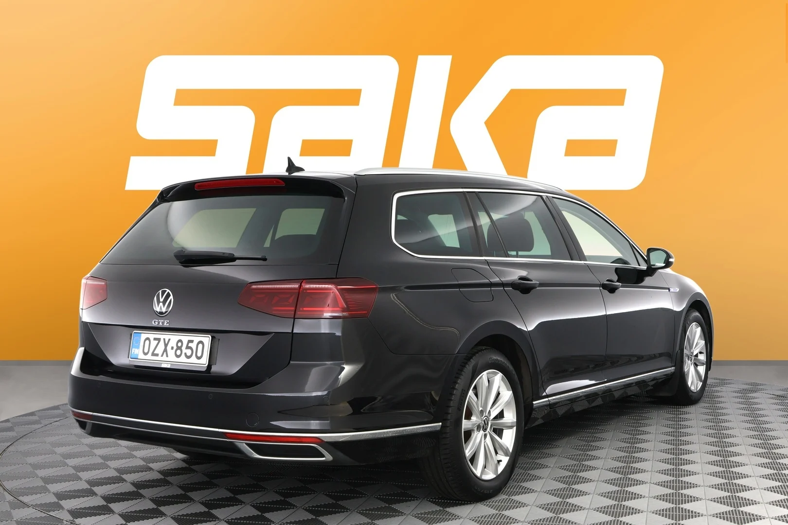 Car Image - 4oY4s6Pw1fcNnpW1DsqXdd