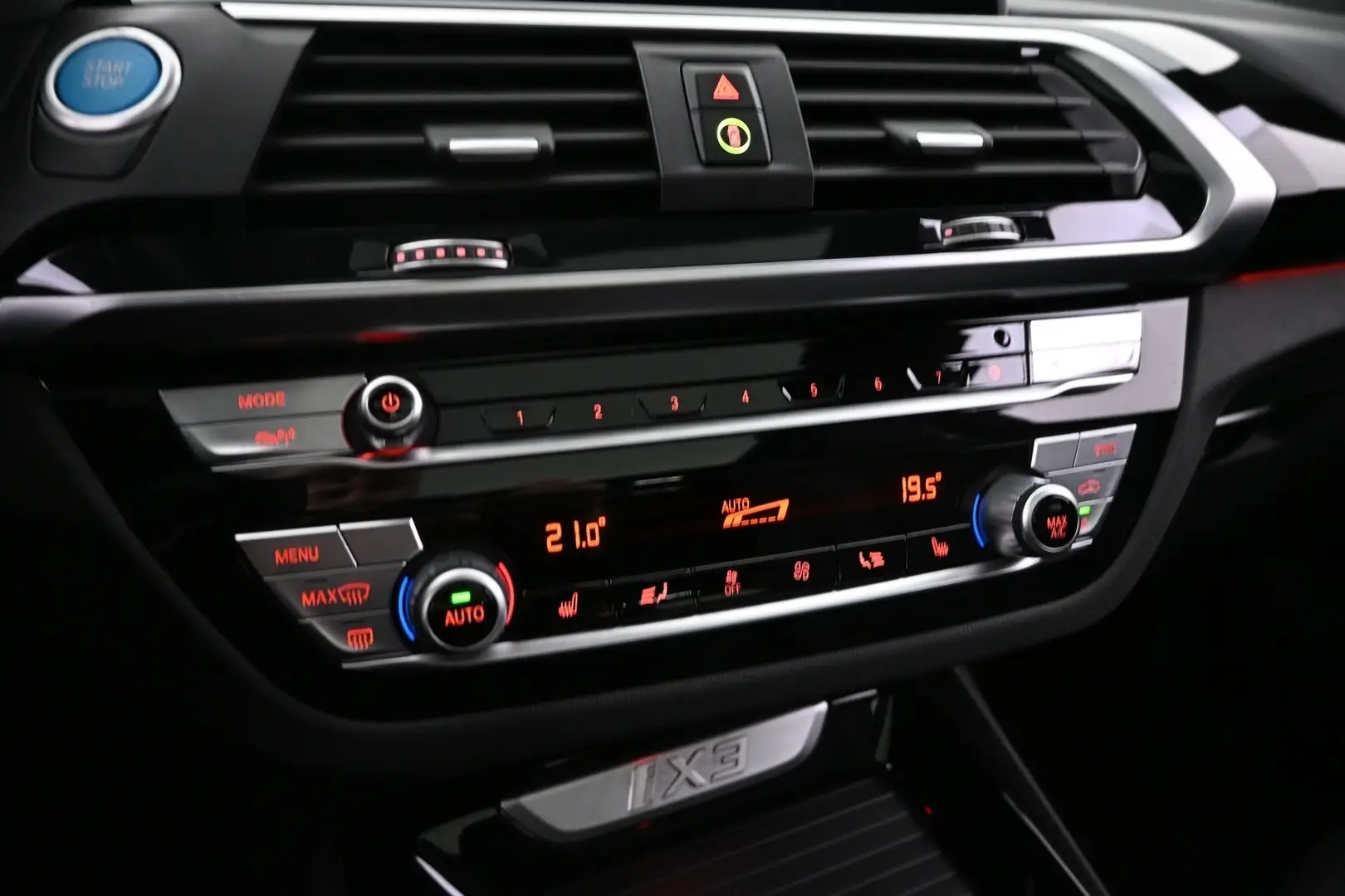 Car Image - 4inOrPzln1GFfxfyTUN3vI