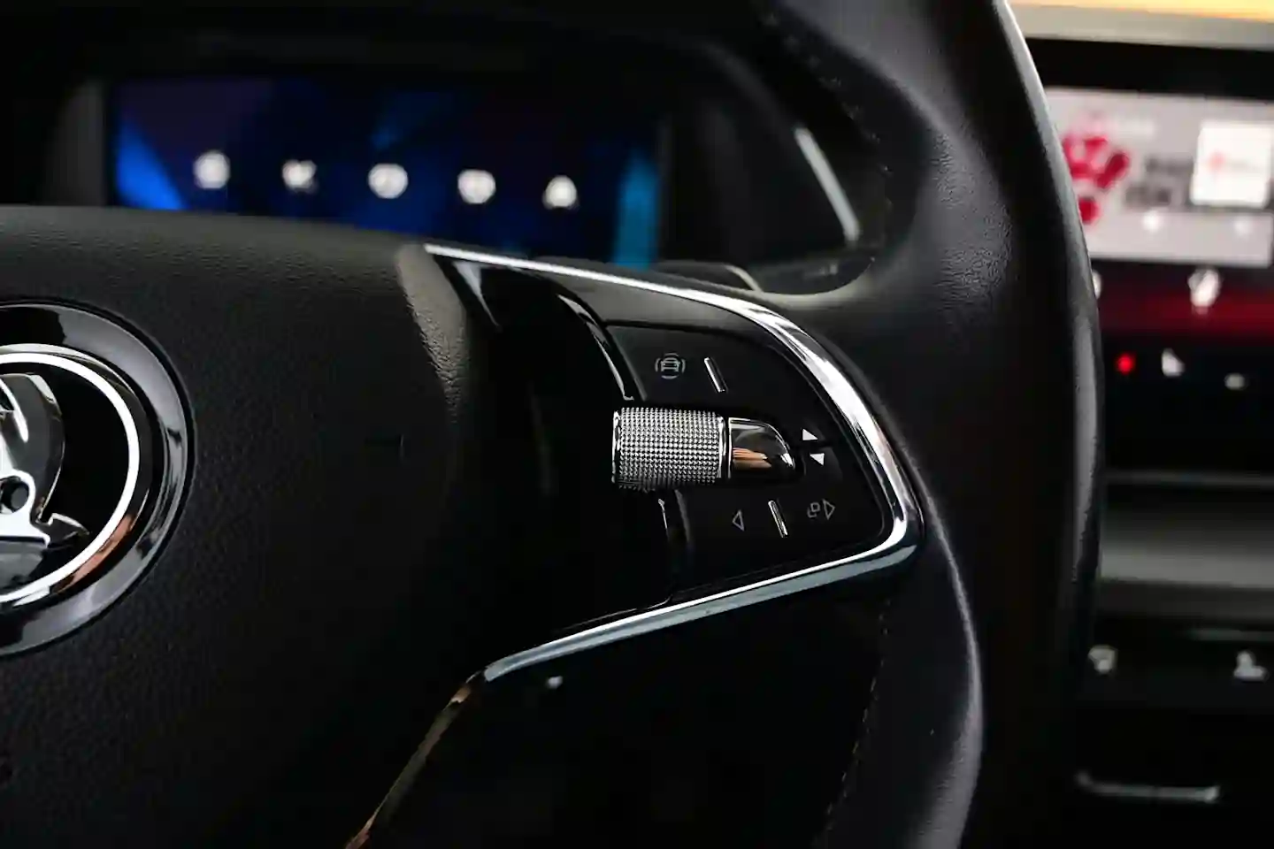 Car Image - 33MNkhqFCp1X91UKKOjfUF