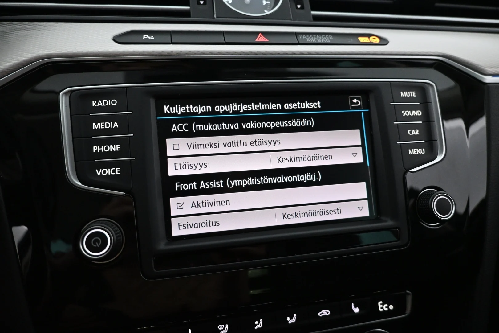 Car Image - elLwDNQamEGFWseukfODH