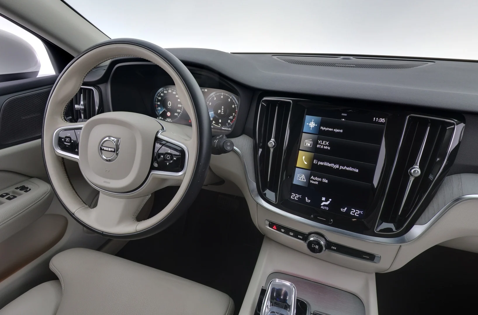 Car Image - 4eq9DvuzFt5uG0Tt1i15BB