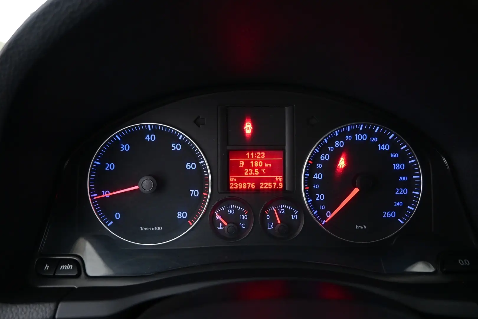 Car Image - 3SVq3hWd0yzRVBslBchvFn