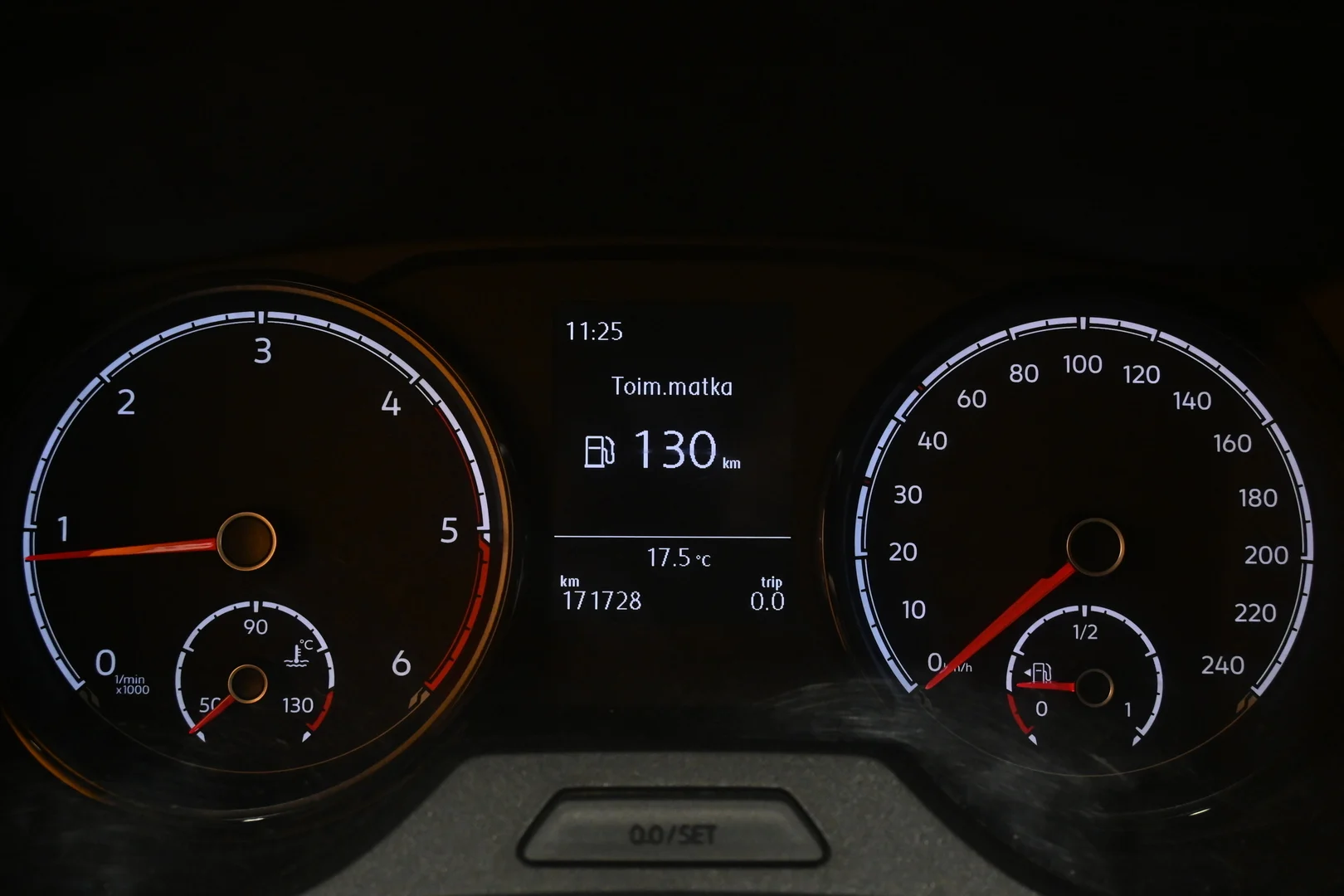 Car Image - 6YiYAASDTSbklSJg6W73AH