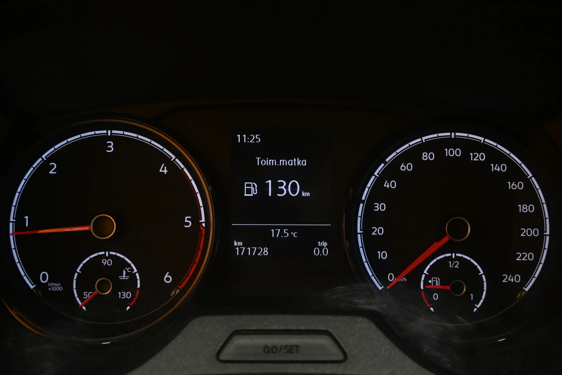 Car Image - 6YiYAASDTSbklSJg6W73AH