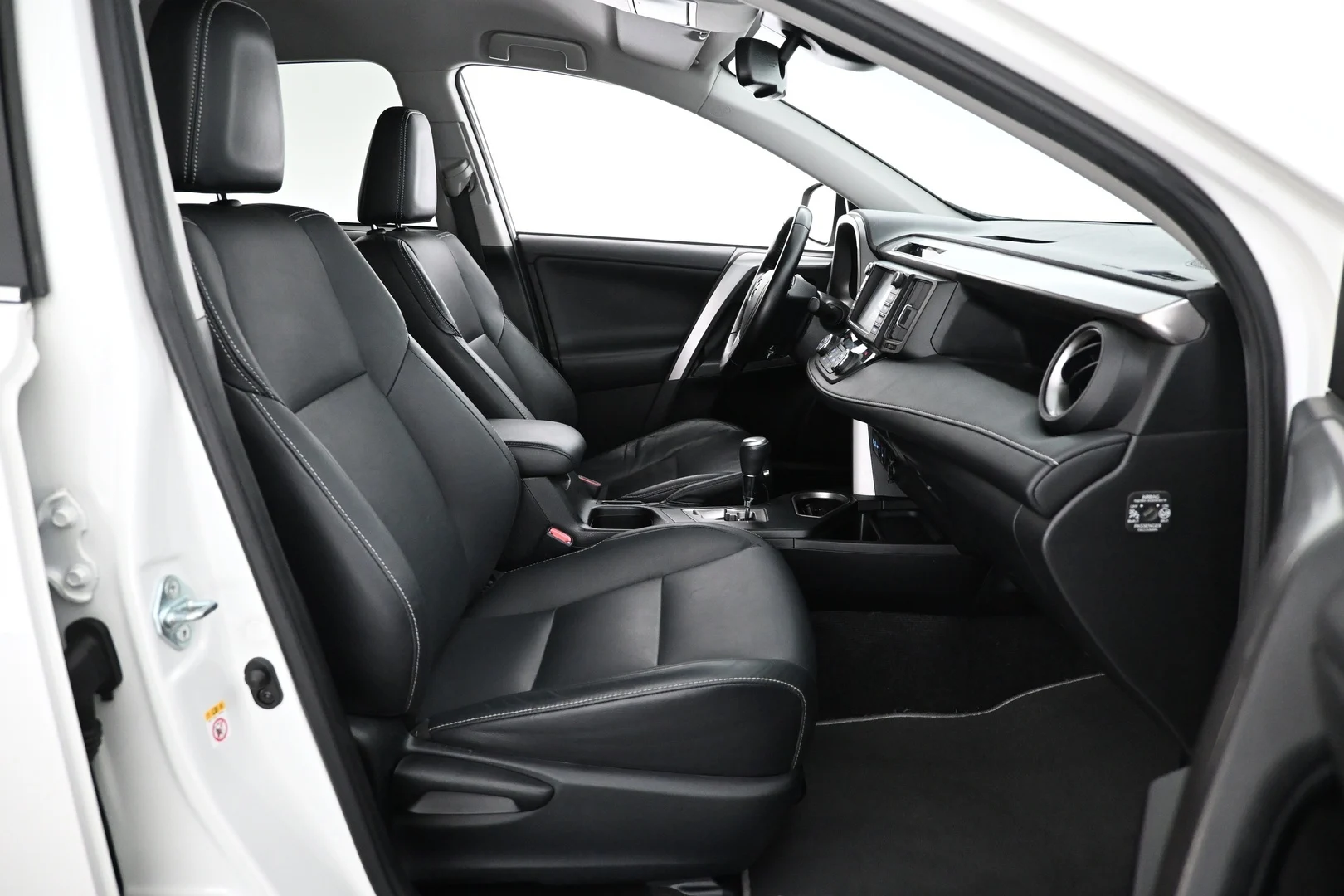 Car Image - 37YC0ZSR9RIP7rUAfIDjdi