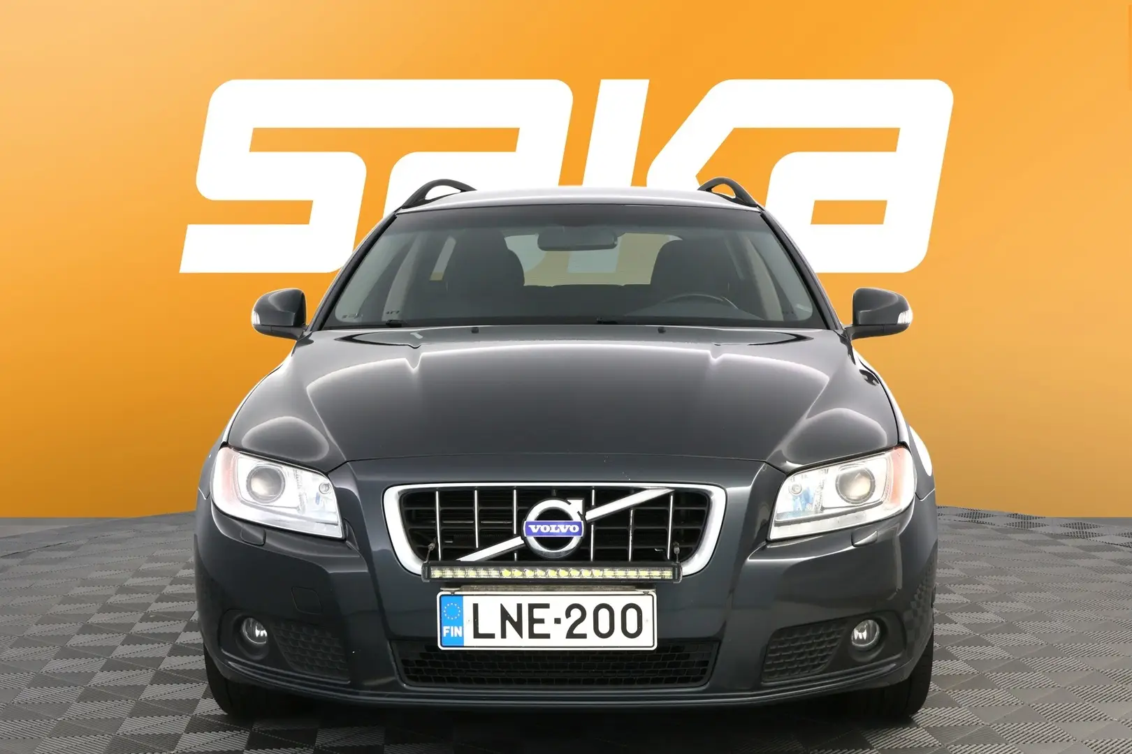 Car Image - 2wCJX7wyNSdFmlxQYAk2qL