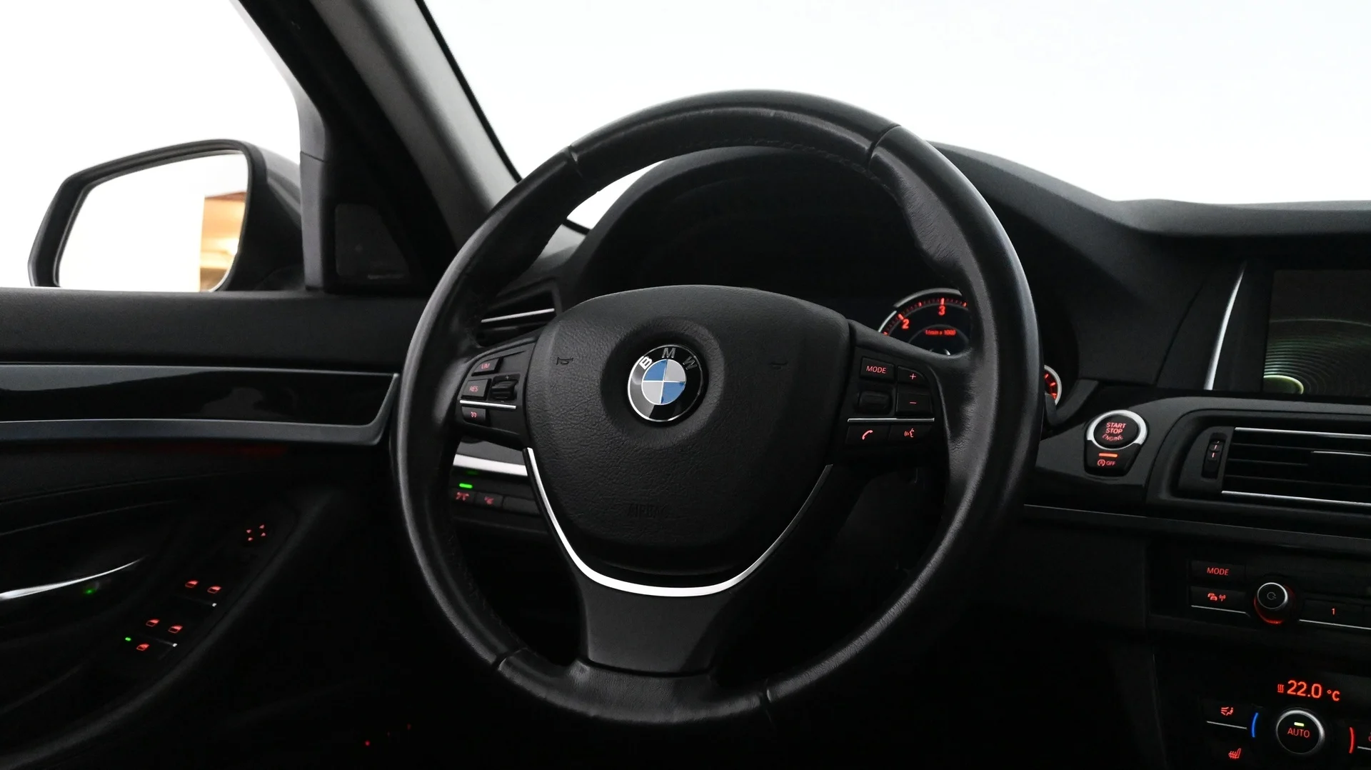 Car Image - 5zEQLFGHP2fangKbsVzl7f