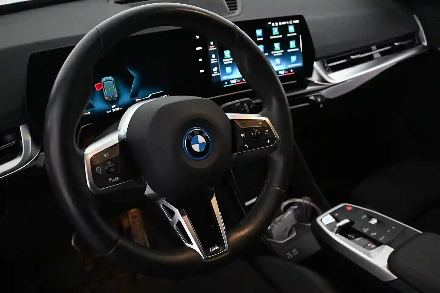 Car Image - 8UoyETj0ghXrX5uJyuiPC