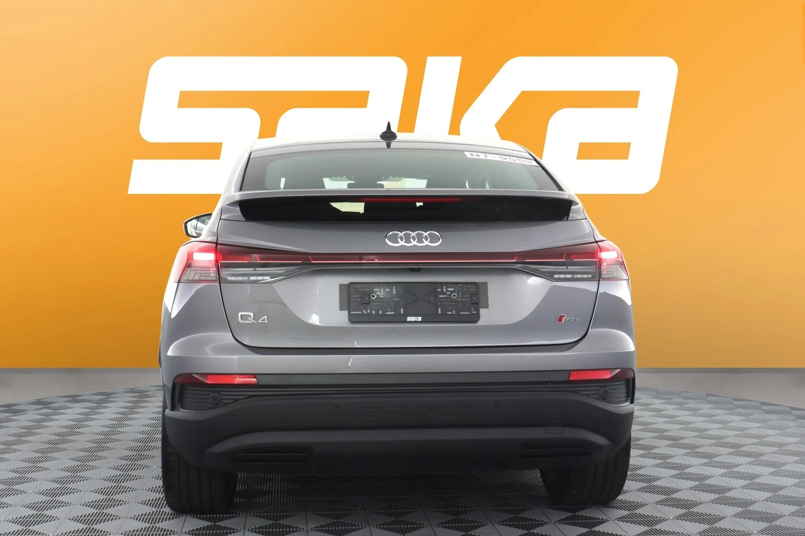 Car Image - 4QG62zv8EKa8RYSSlFLTFl