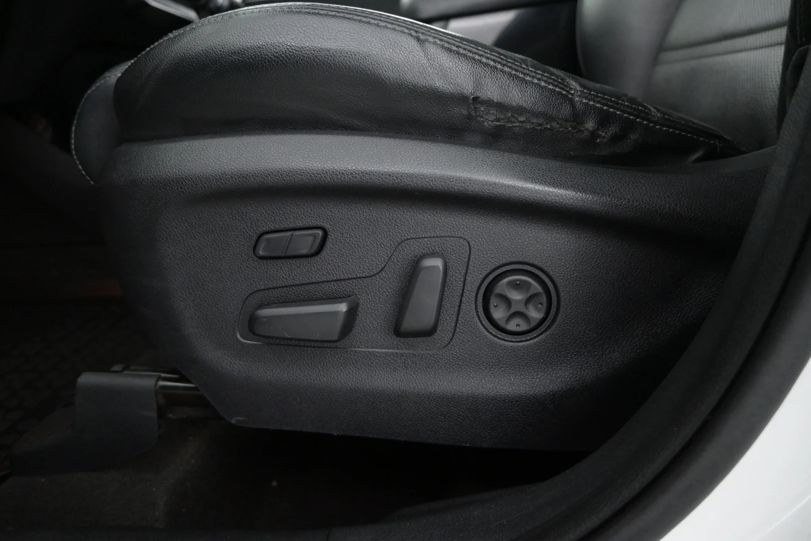 Car Image - 3UPfQPm4wyeDXQH4saIU6Q