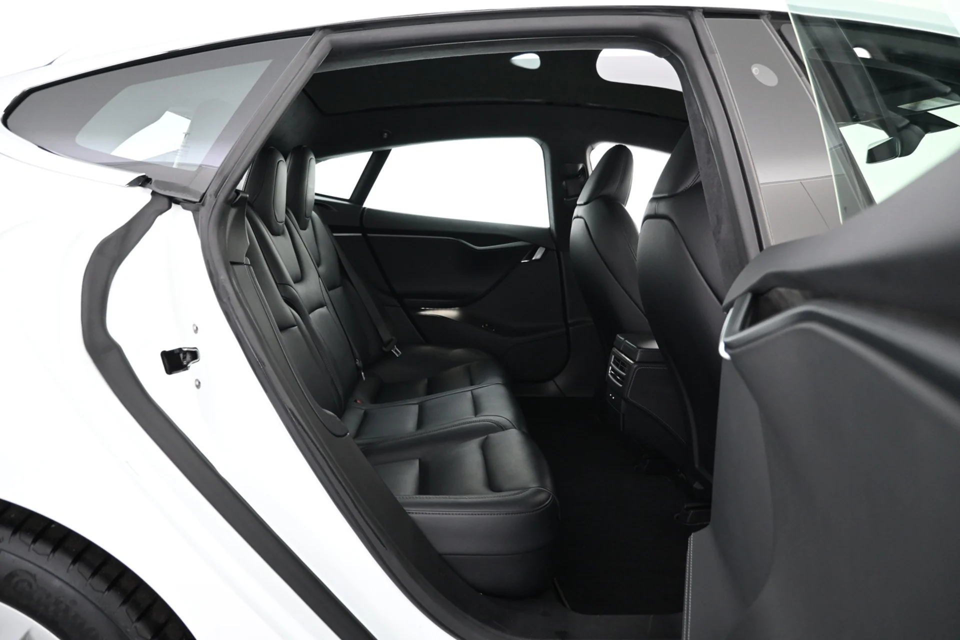 Car Image - 5cQairETYIZWlJEOhQvyuk