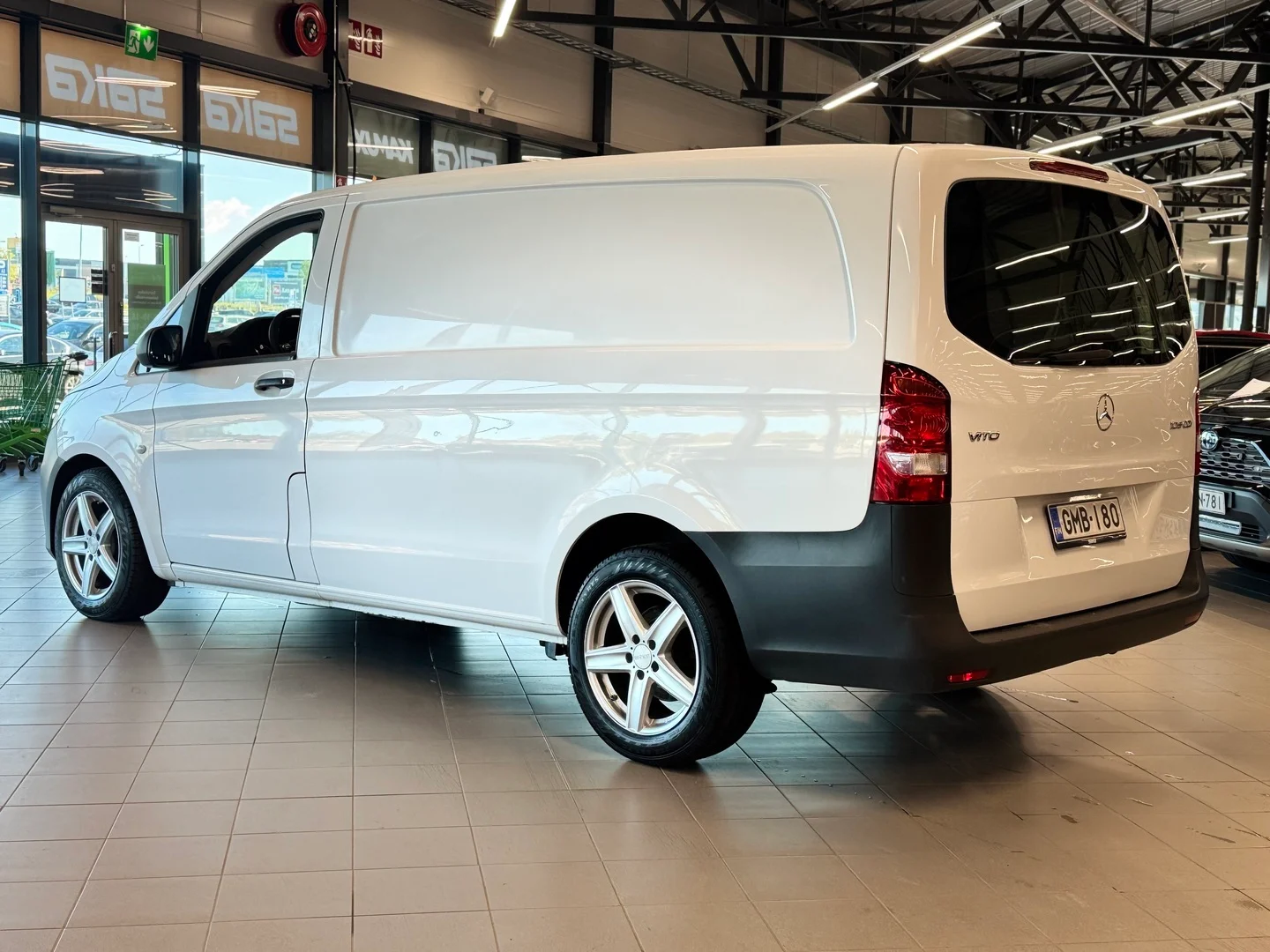 Car Image - PHdioZbS48RliisbN9Jjd