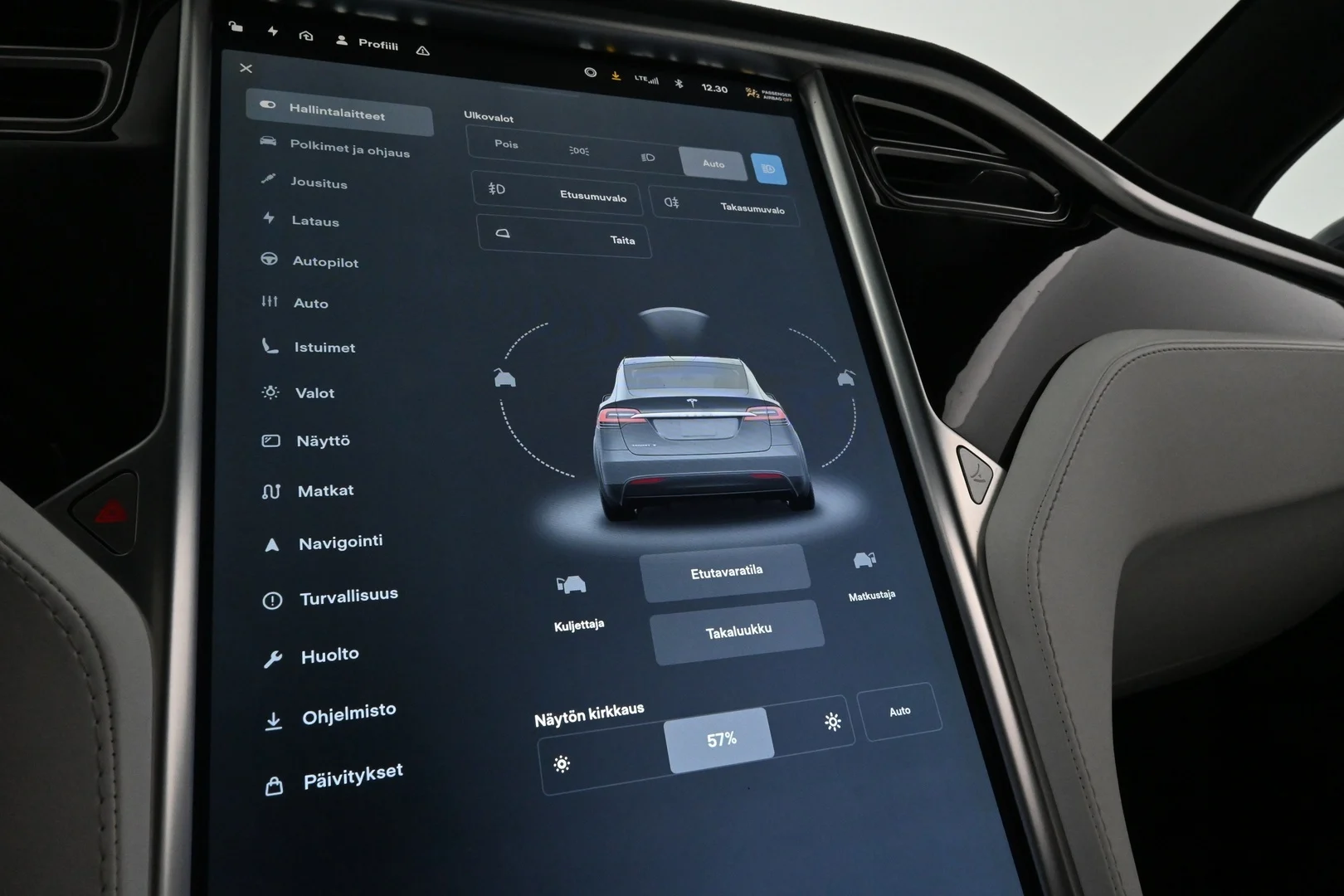 Car Image - 3x3D9vGbX5HxsffwqSjKk1