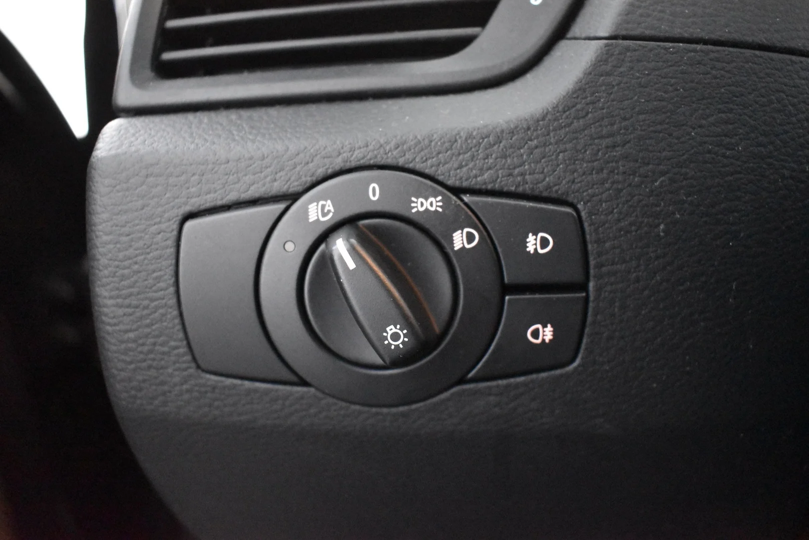 Car Image - 70RGNvfYbL75hQIssHms68