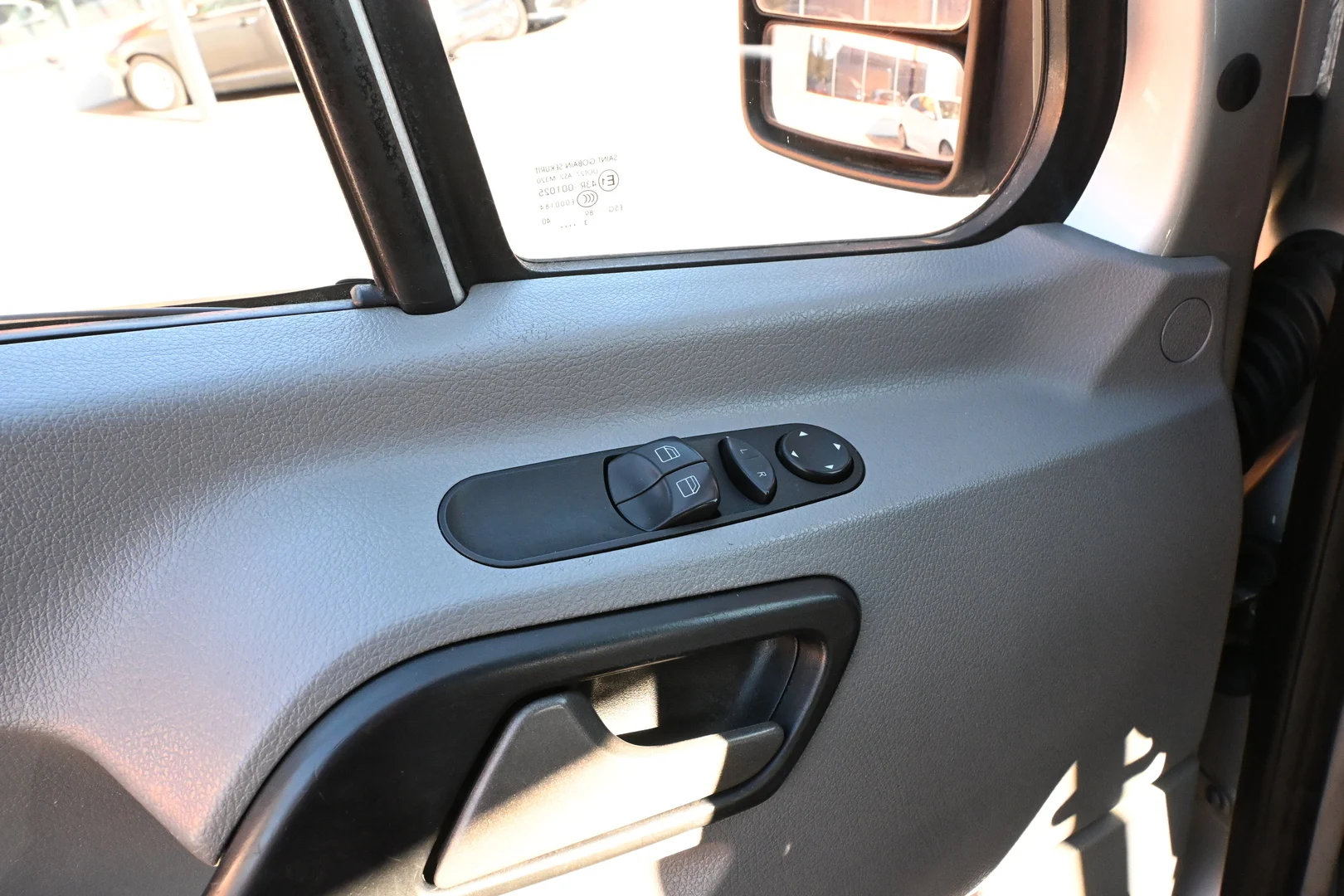 Car Image - 1LzQFhSKA9xlrsuJf2gI8g