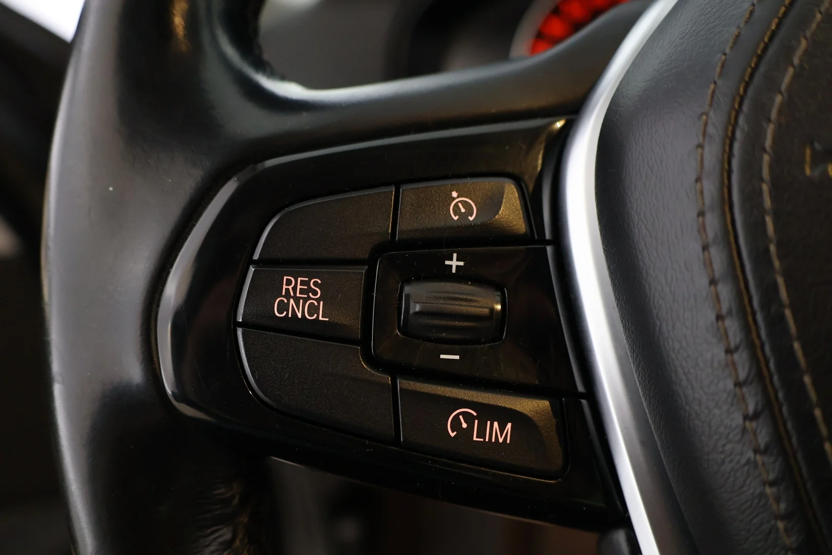Car Image - 4hzScR5EF0cxHhK91yRTWZ