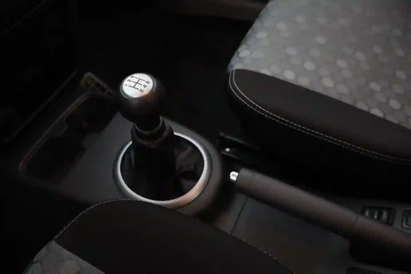 Car Image - 5Bx9cVS9mZVA4Igp0VQuOG