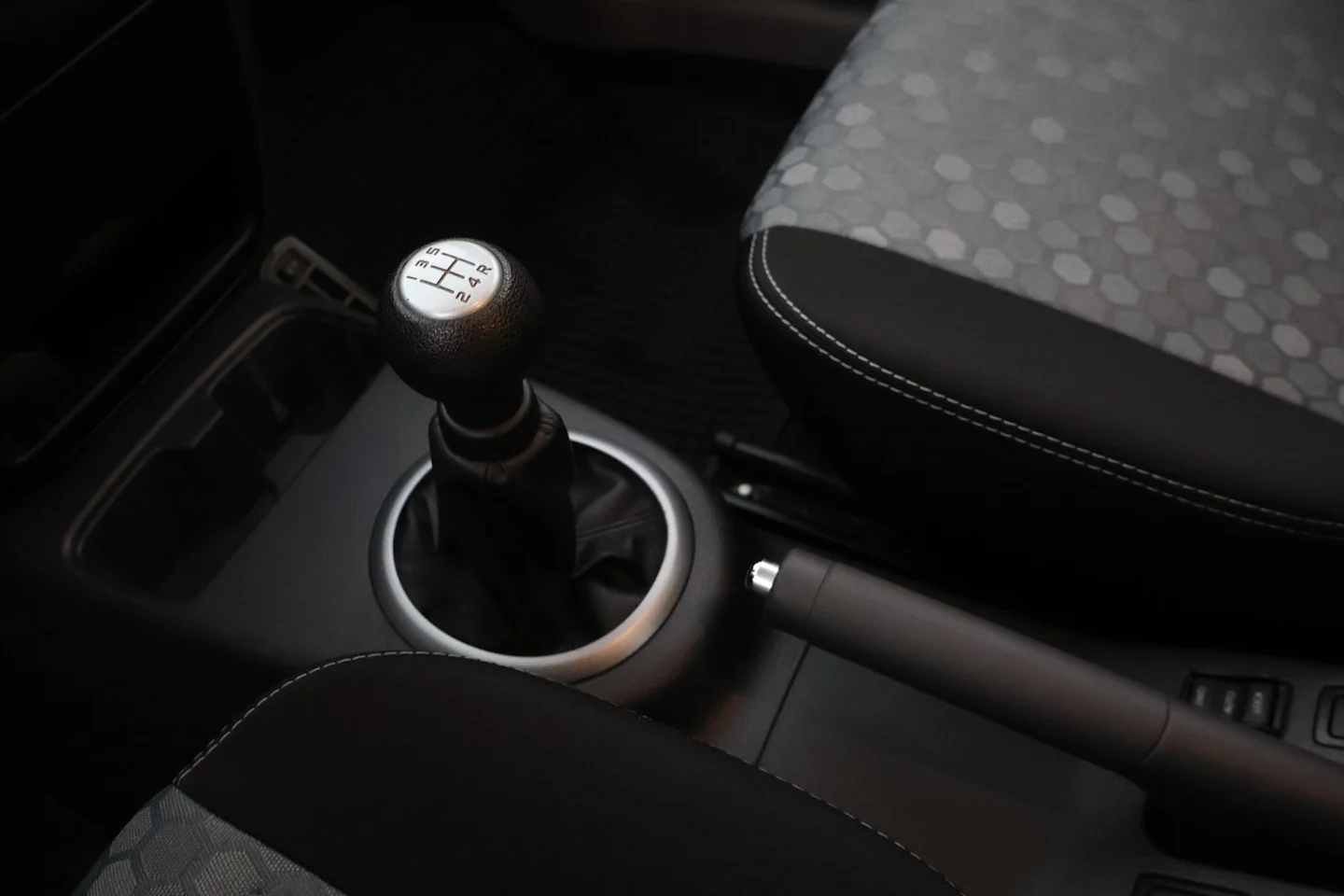 Car Image - 5Bx9cVS9mZVA4Igp0VQuOG
