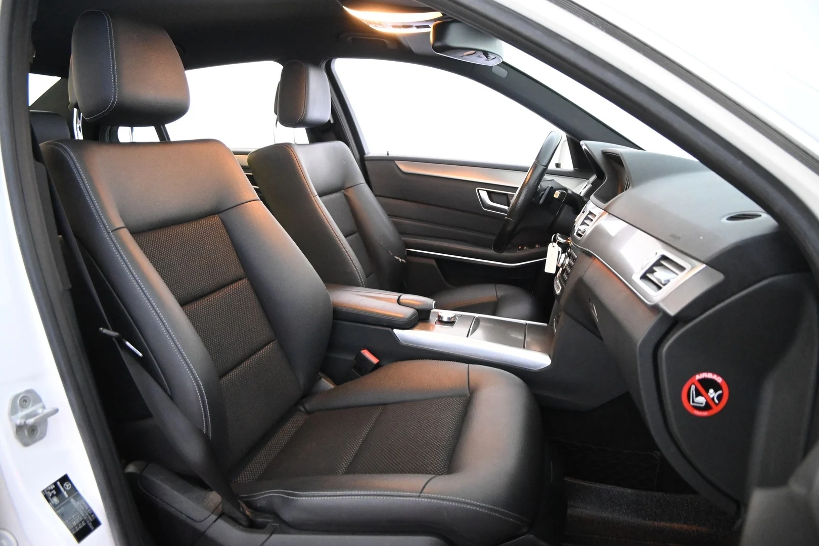 Car Image - qowq6pKmn1Kvi6aaKyQbA