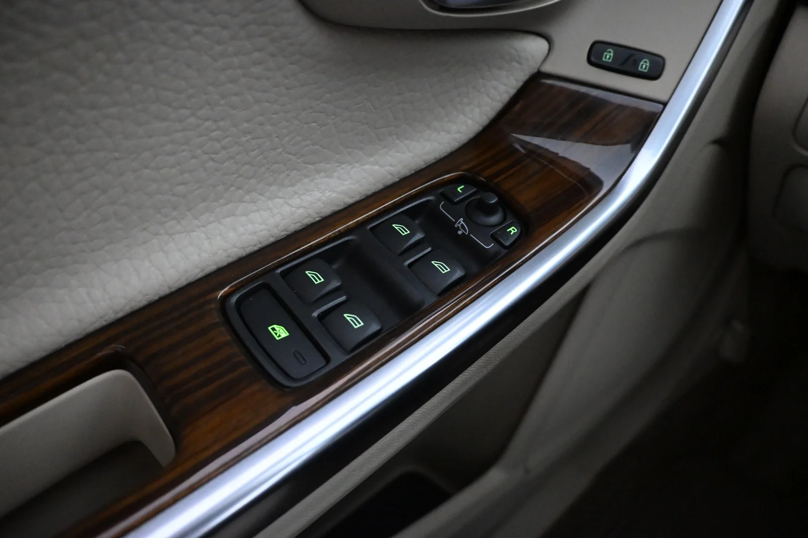 Car Image - 5MeNyOHqITlsOpvrNxbNou