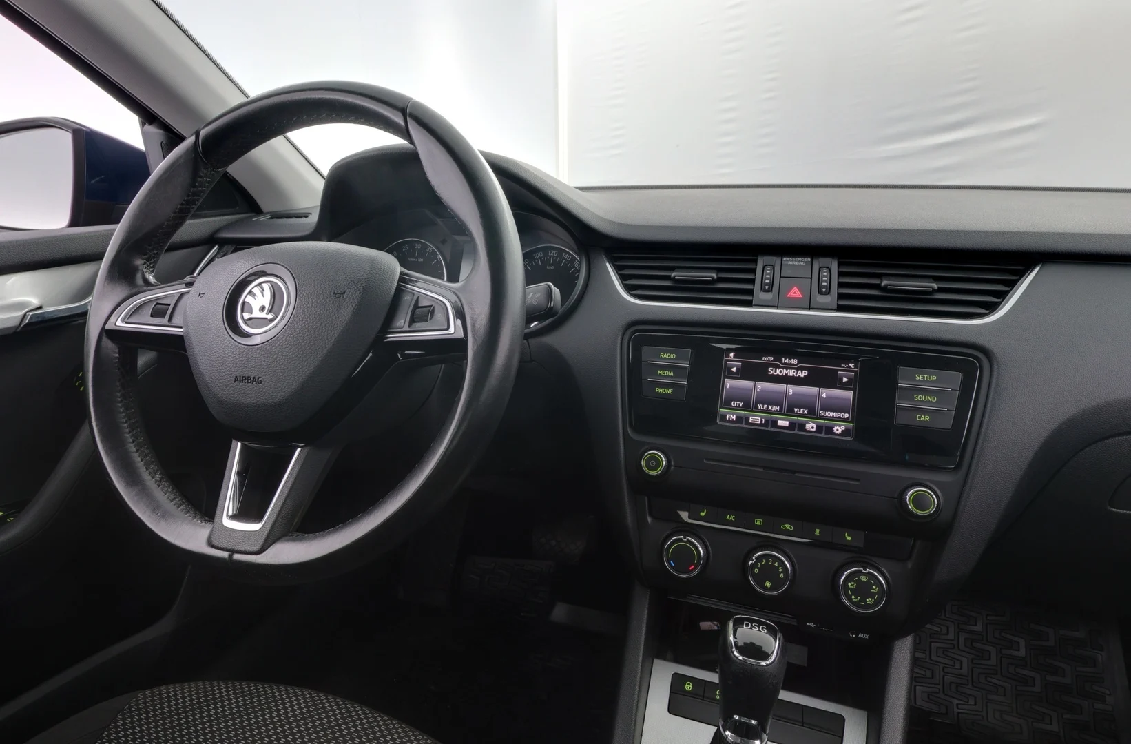 Car Image - 4mMU677XFS0Xh9MYCyPofk