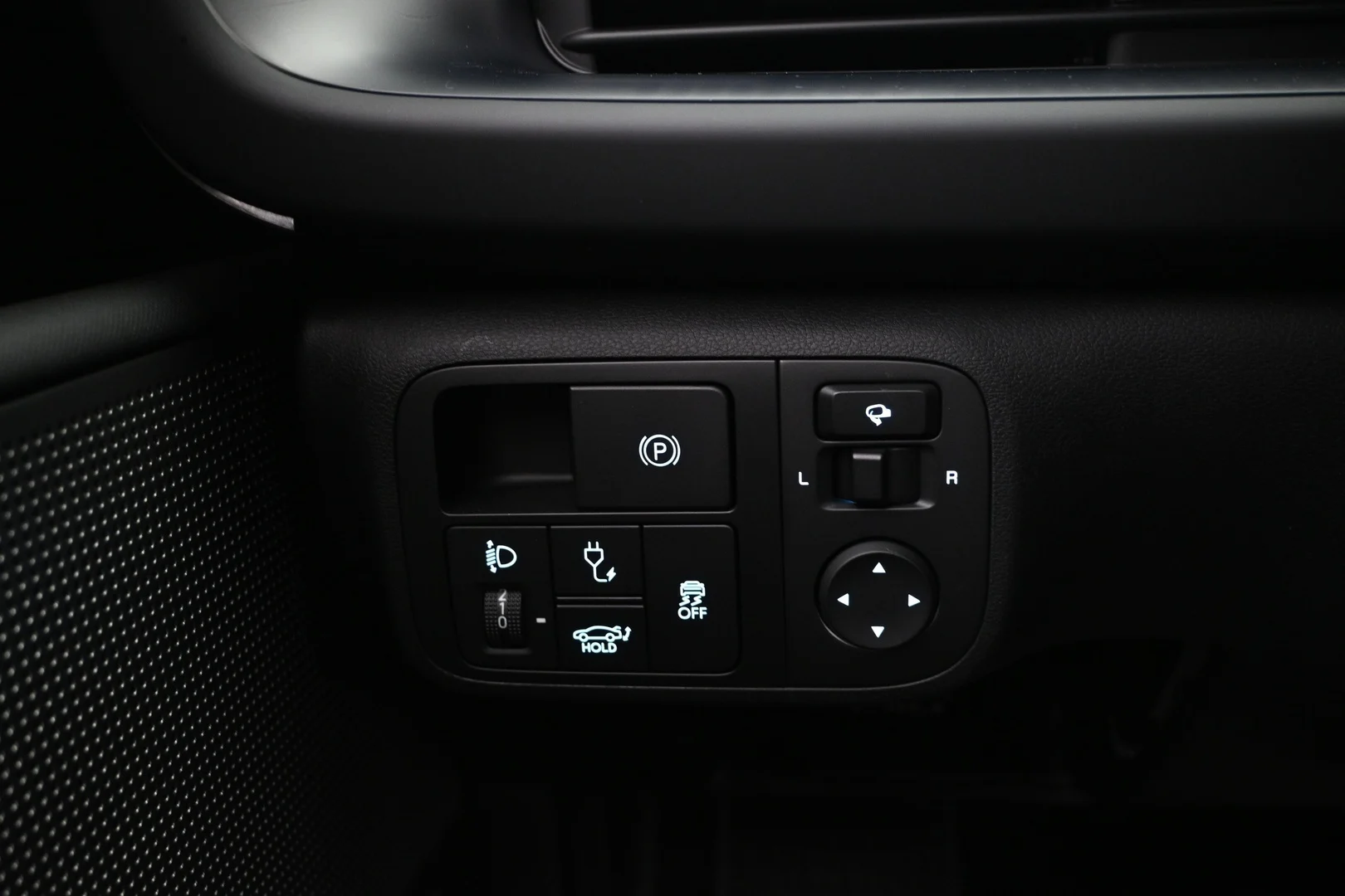 Car Image - 7c4k4r0LDB93WTAa3pS4fr