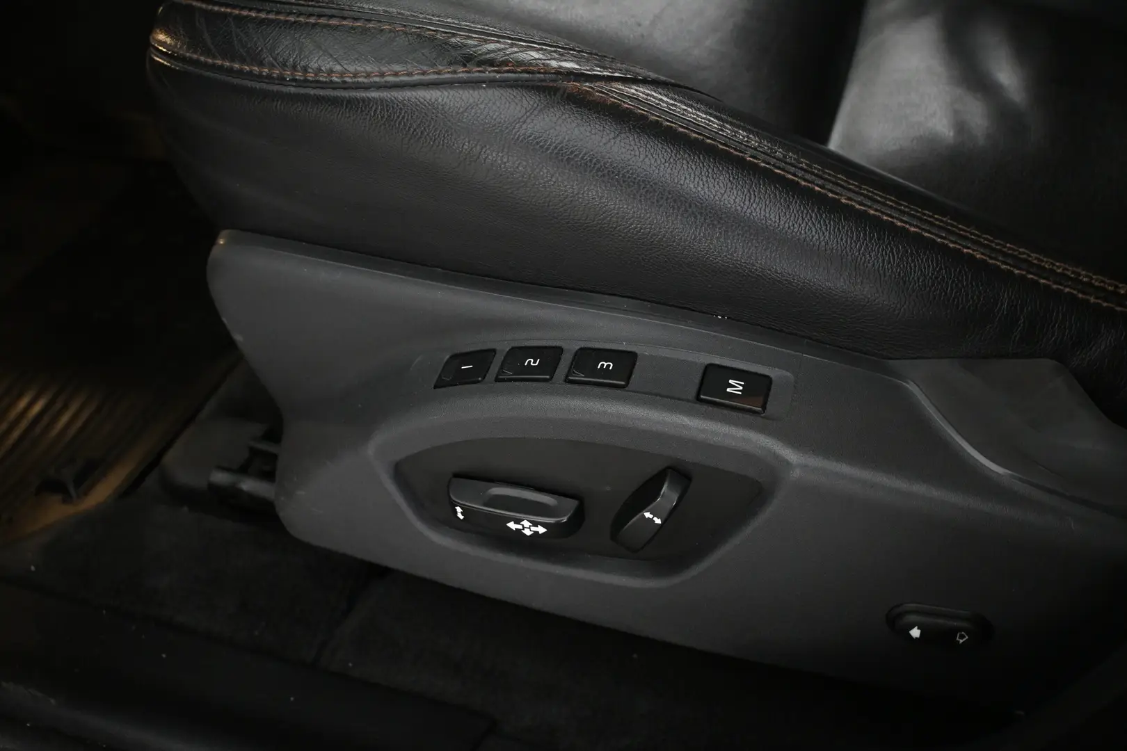 Car Image - 6fTrDaZ2GQ0RVYaAsnaNGe