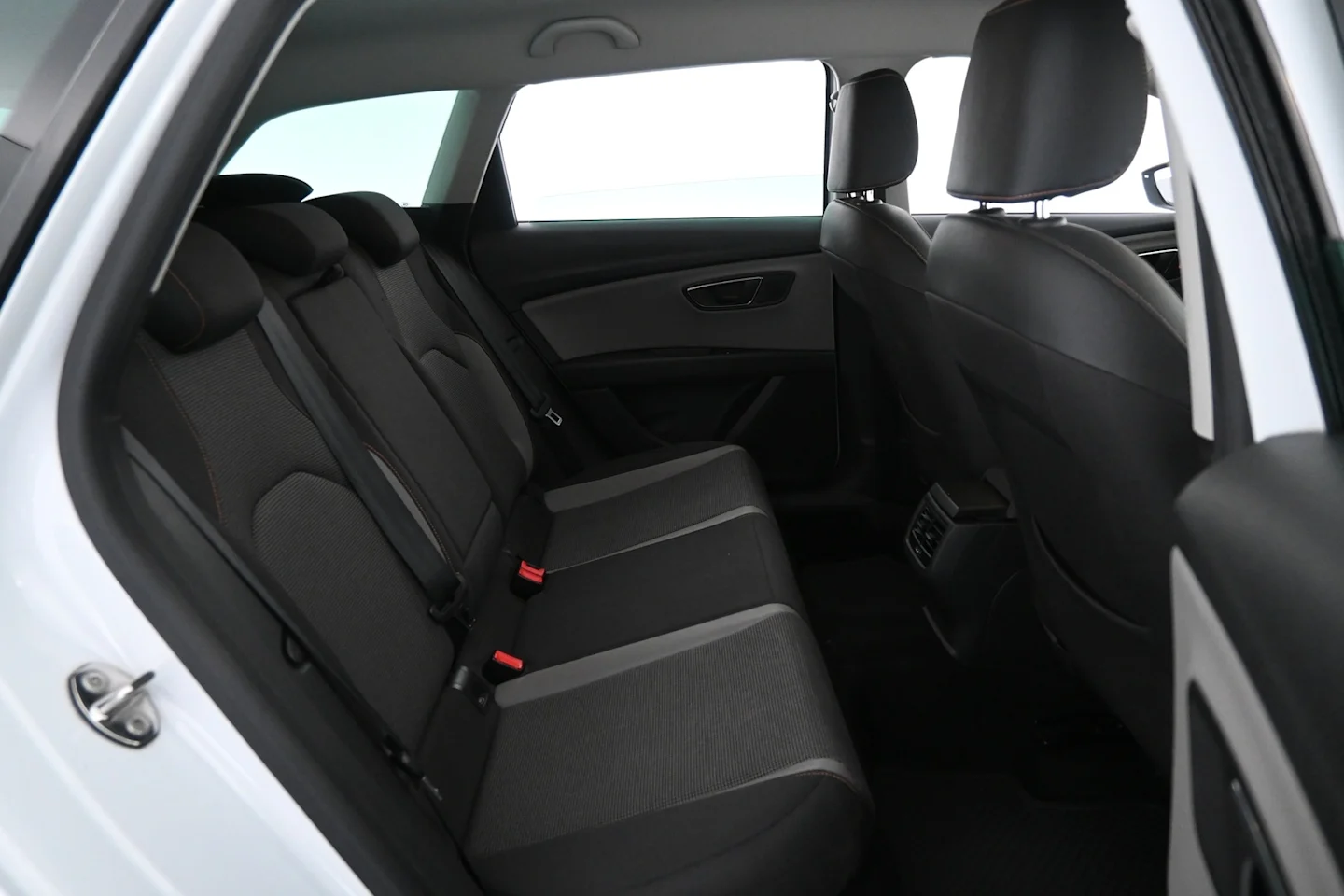 Car Image - 5gp9ZSCxfILE8Vvz5bSlpy