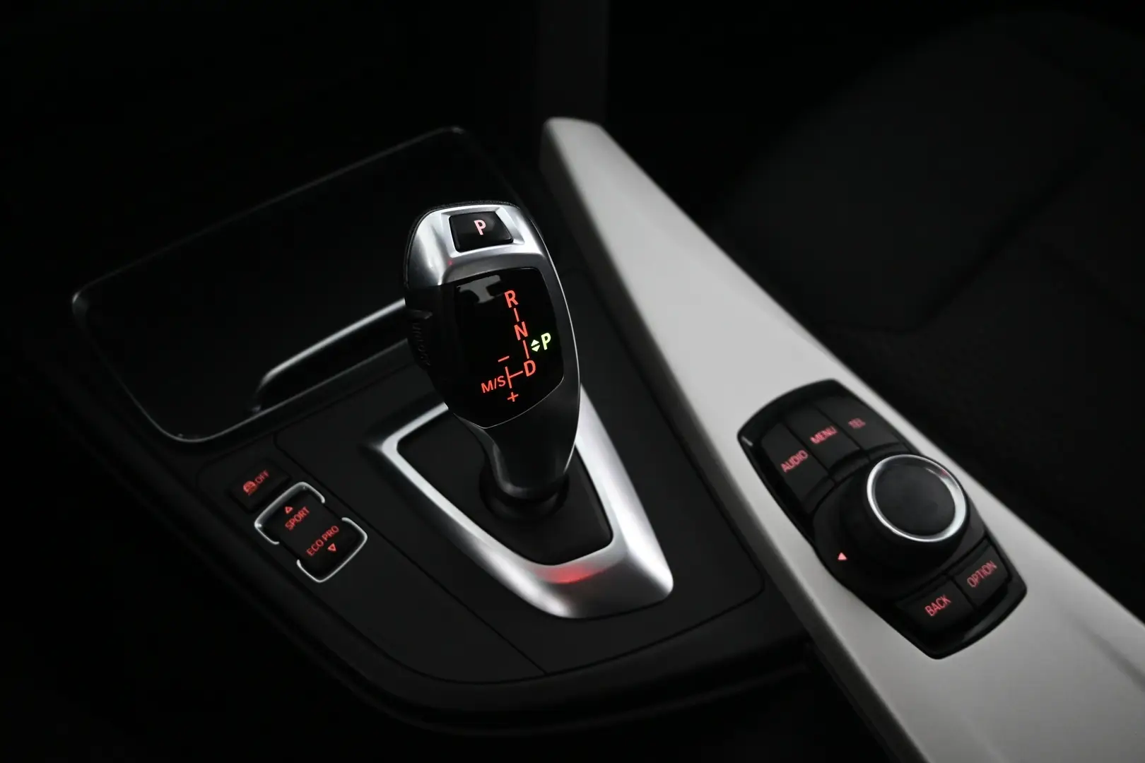 Car Image - 2nuCzqbDyf6WphJR4p8GSh
