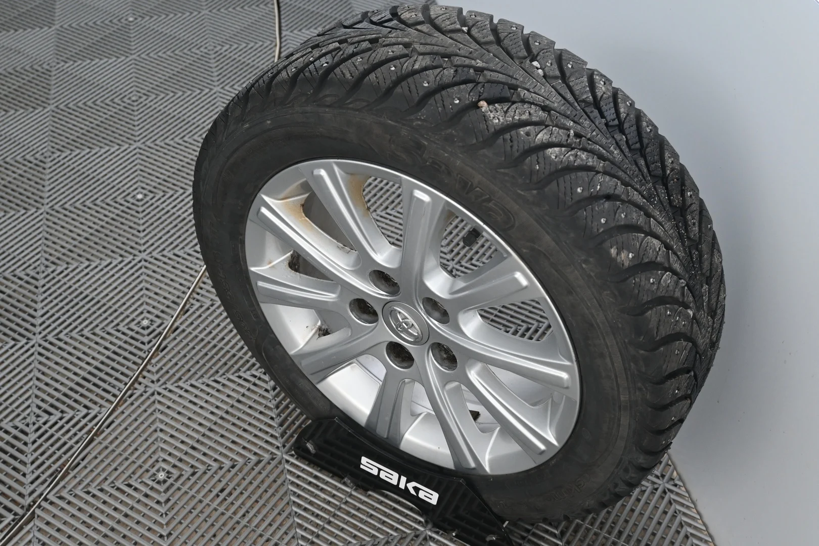Car Image - 5LCSmJhfE3urabxKnWTZrY