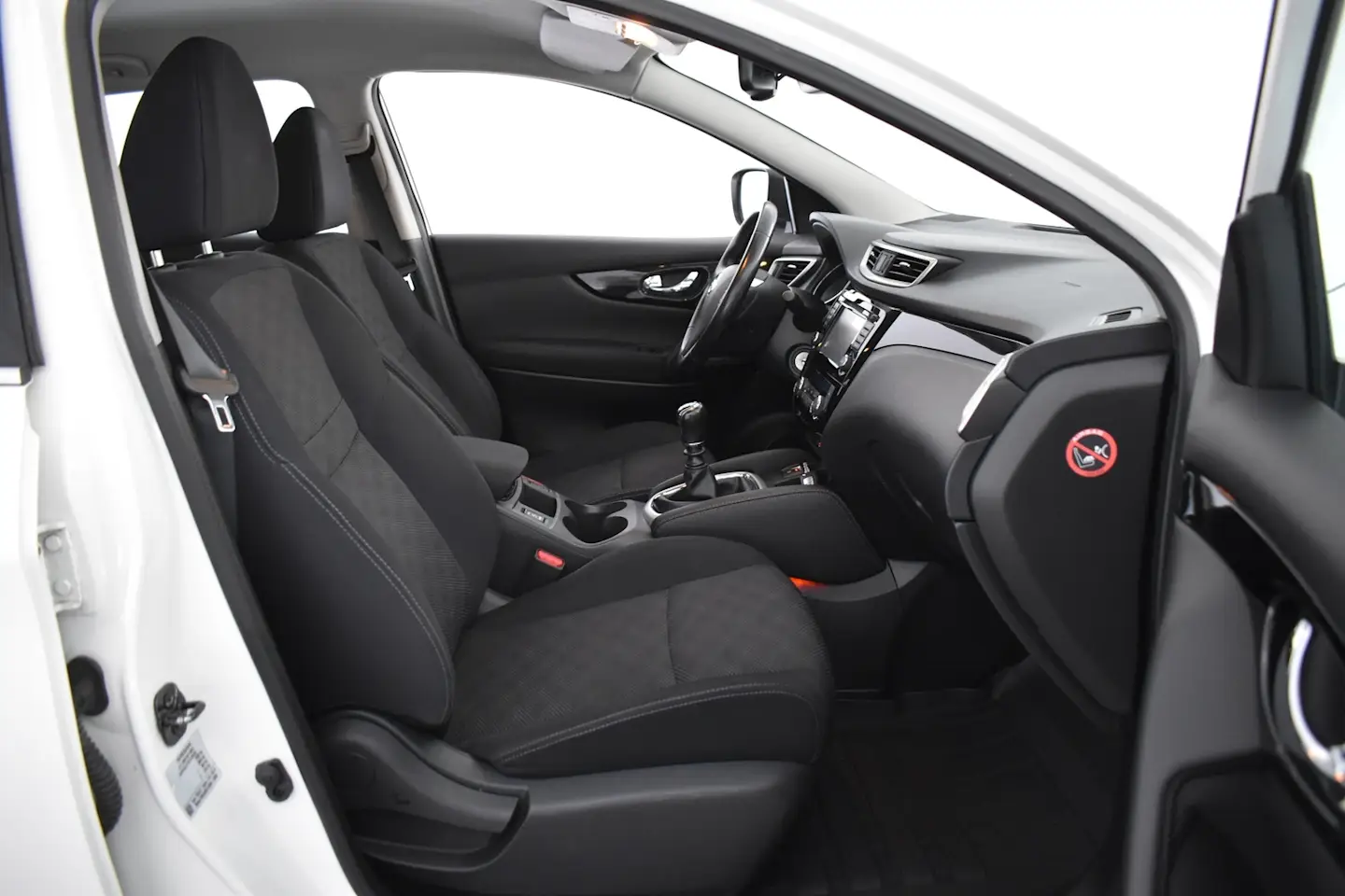 Car Image - 1hKwCaj7XqobHRn7uPAZNI