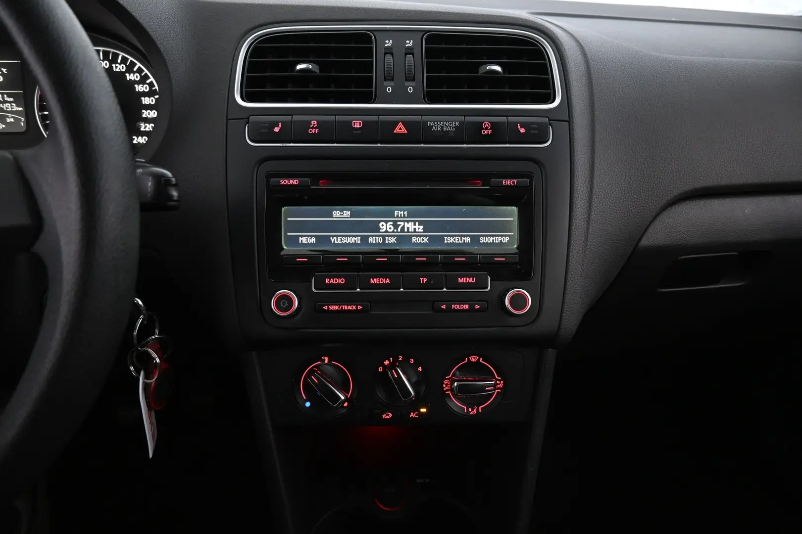 Car Image - 1x6aHRBV1AHN1sk2Y60ubs