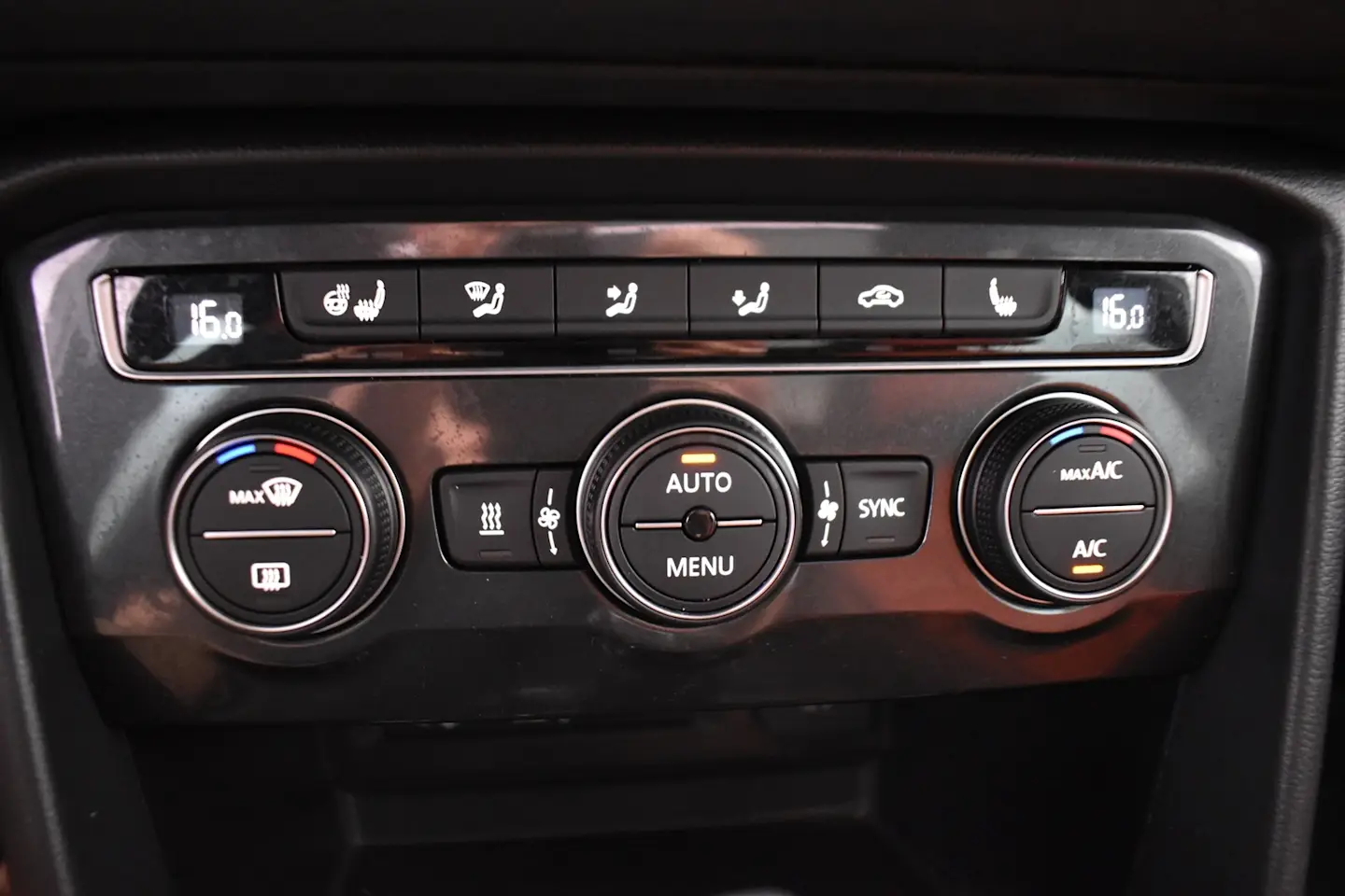 Car Image - 2Tv59PoFVWTT0YbgqEqLl2