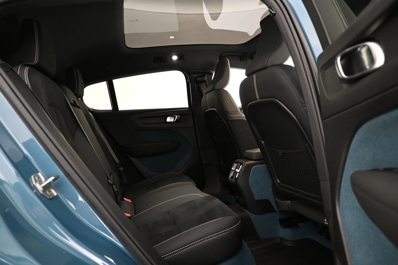 Car Image - 3pG74vfxiH2Gsv7LzoTGCT